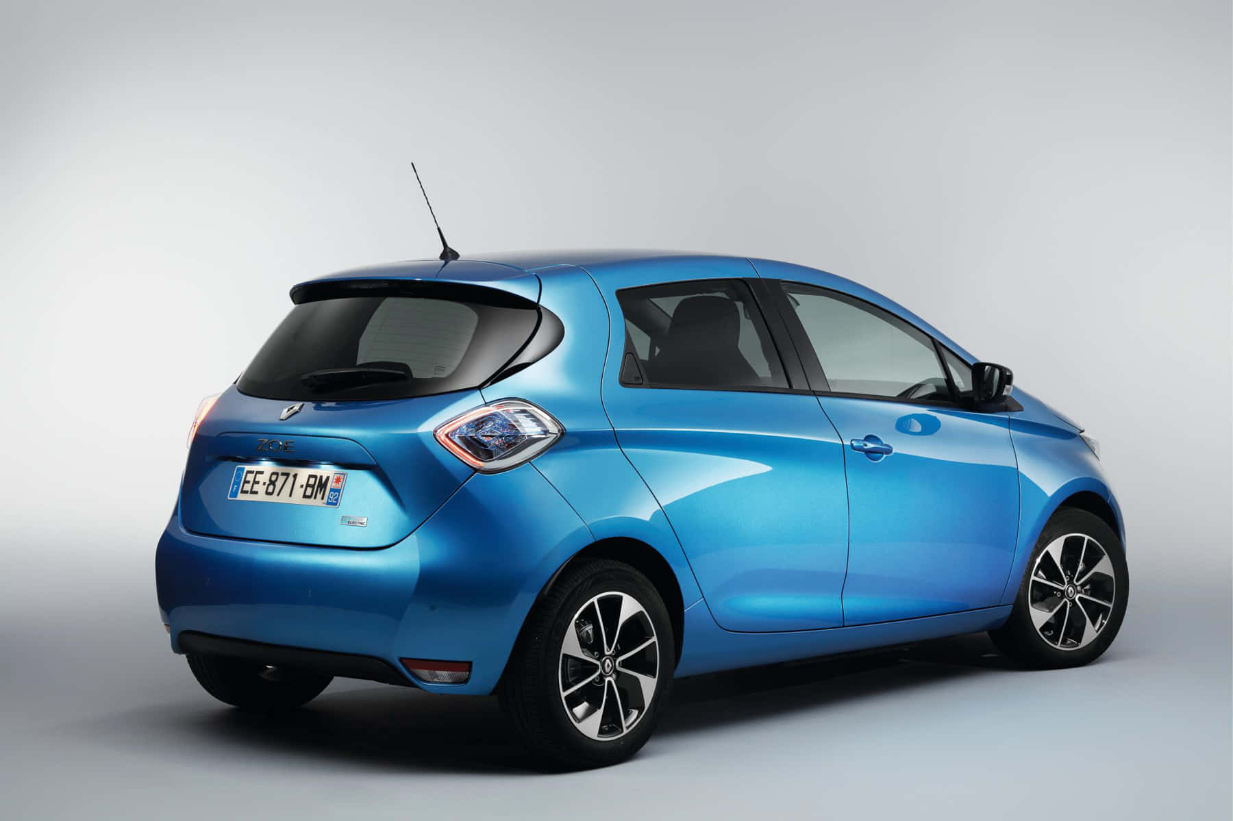 Renault Zoe, sleek blue electric car, studio shot, HD Desktop Wallpaper
