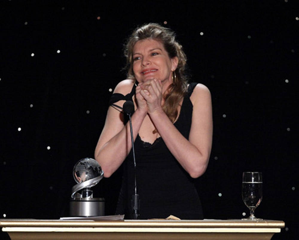 Rene Russo, black dress, podium, SD Desktop Wallpaper