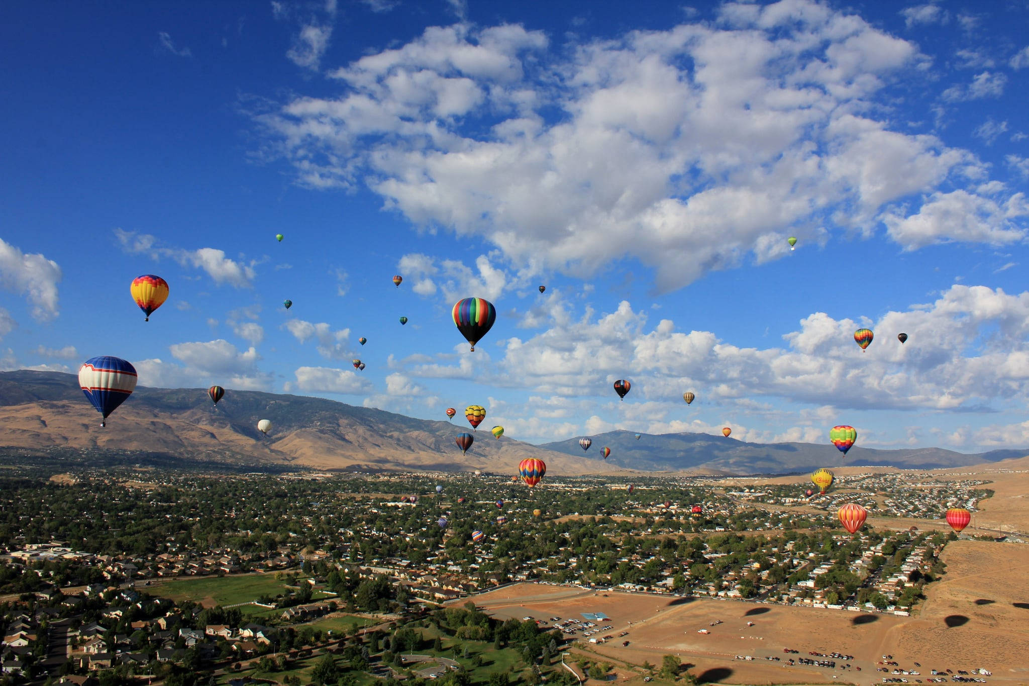 Reno, hot air balloons, bright blue sky, Full HD Desktop Wallpaper