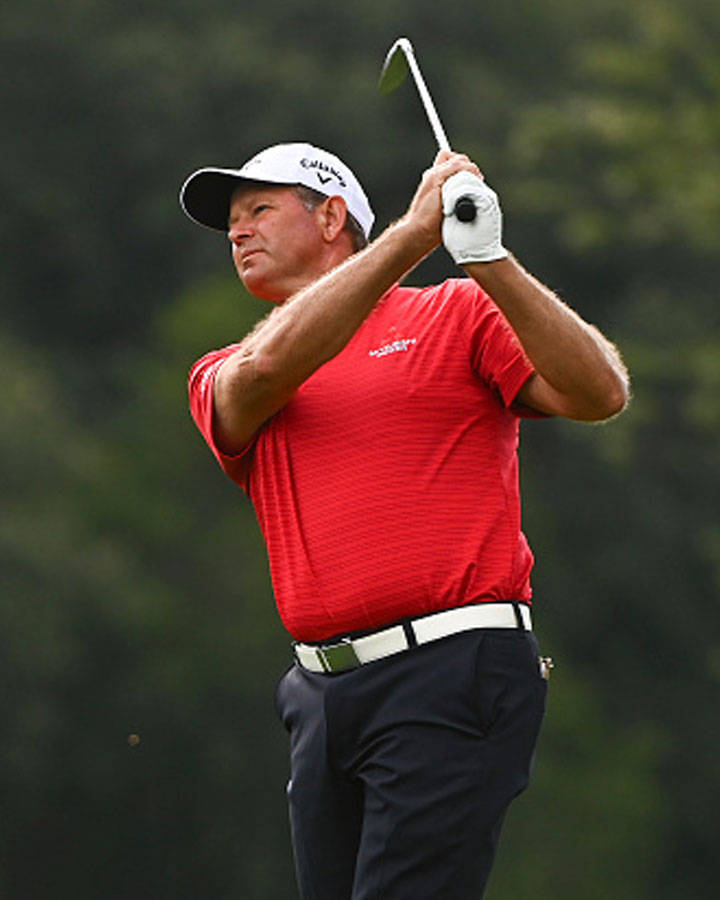 Retief Goosen, red shirt, white cap, SD Phone Wallpaper