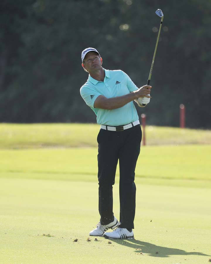 Retief Goosen, Adidas shirt, light blue shirt, SD Phone Wallpaper
