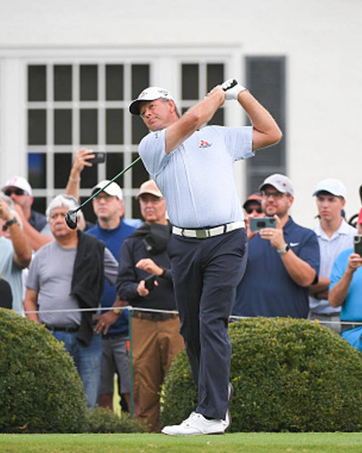 Retief Goosen, golfer, mid-swing, SD Phone Wallpaper