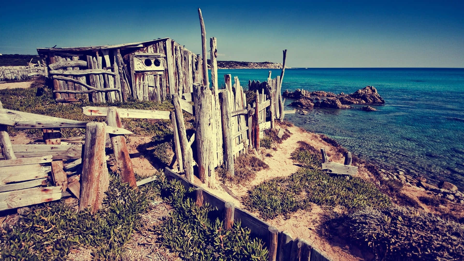 Retro Beach, ocean sunset, weathered wooden shack, Full HD Desktop Wallpaper