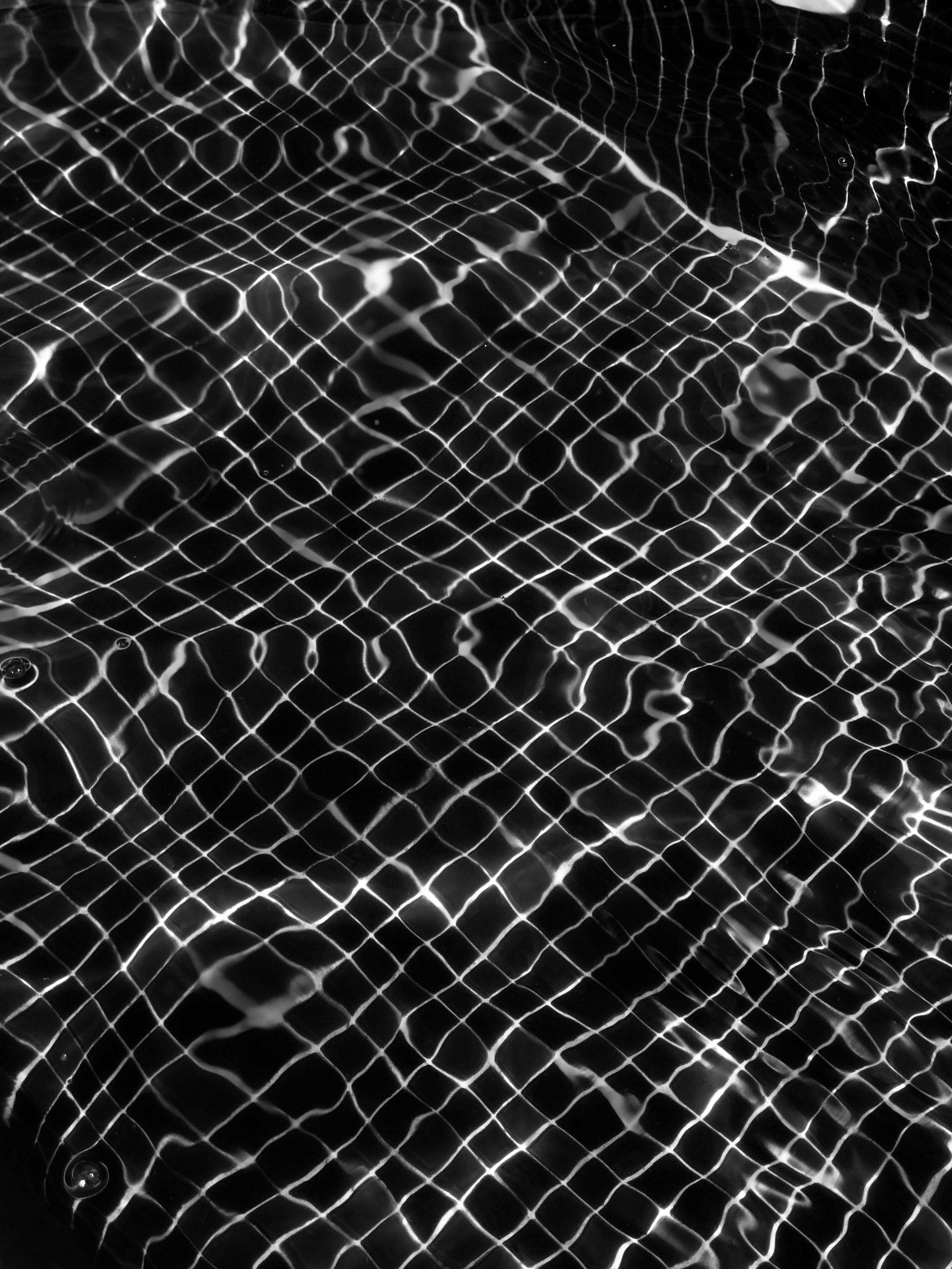 Retro Futurism, black and white, rippling water, 4K Phone Wallpaper