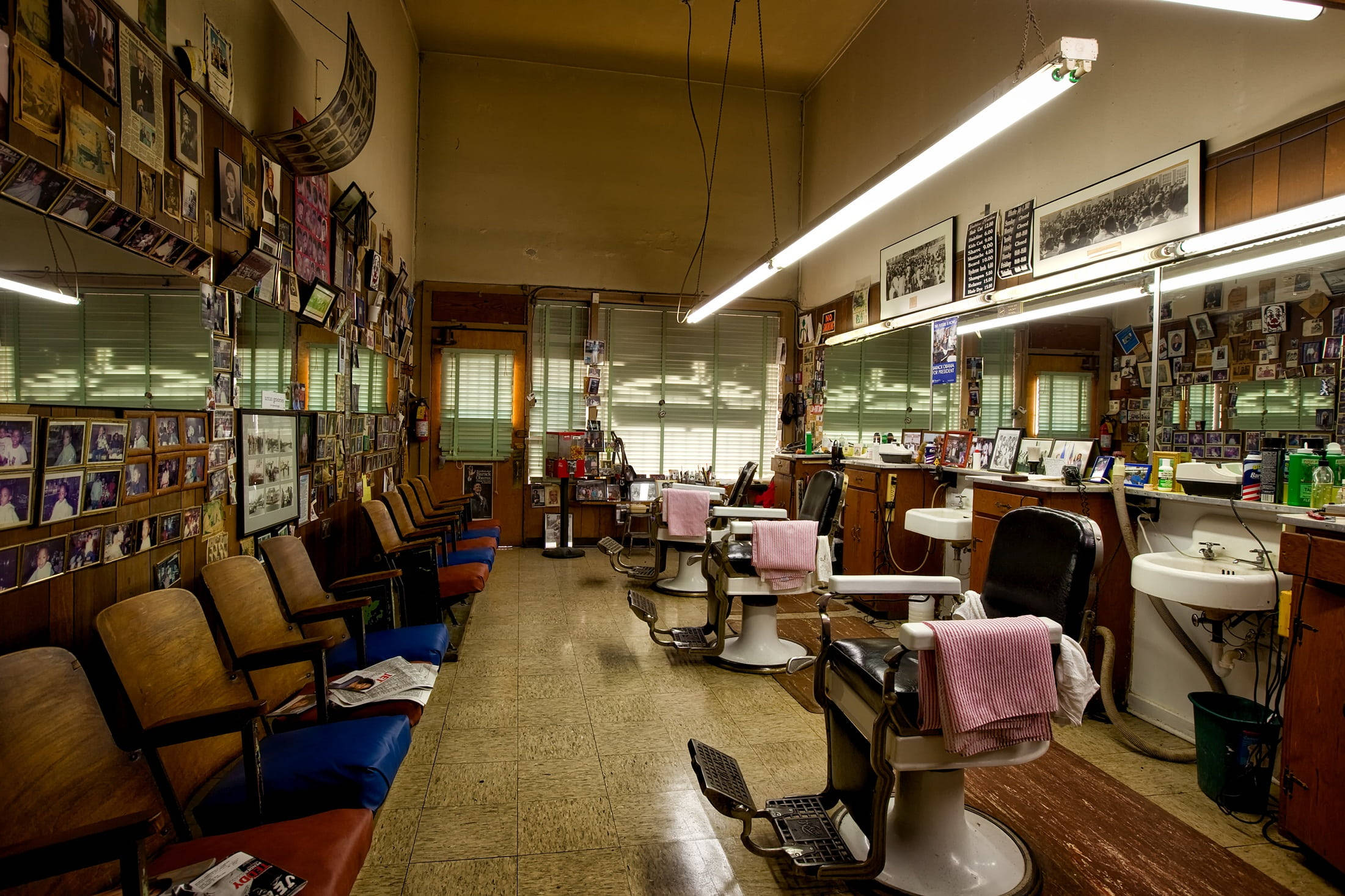 vintage barbershop, wooden chairs, mirrors, Full HD Desktop Wallpaper
