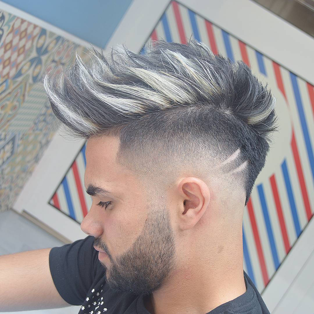 blonde mohawk, spiked haircut, silver highlights, SD Desktop Wallpaper