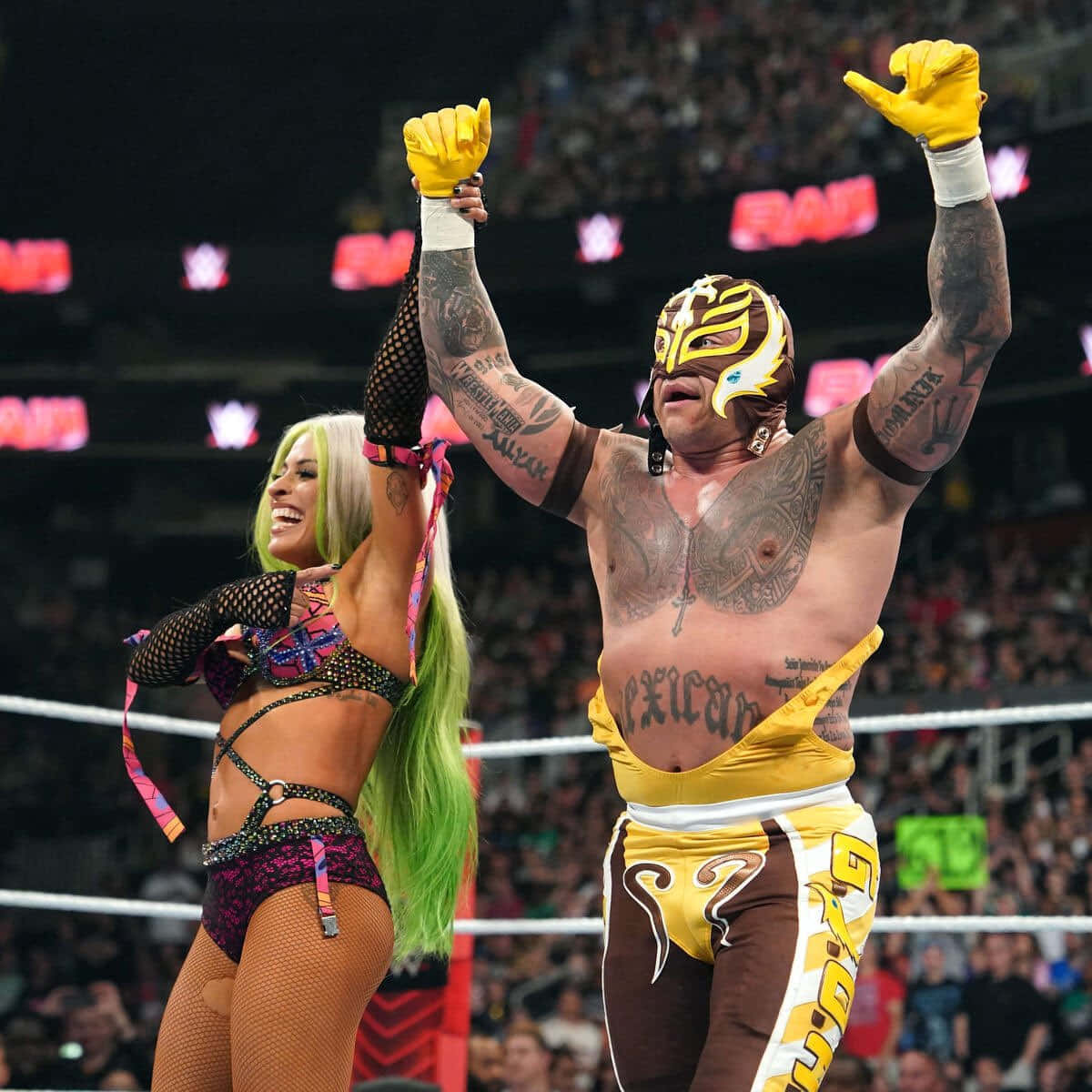 Rey Mysterio, masked luchador, blonde wrestler with green hair, SD Desktop Wallpaper