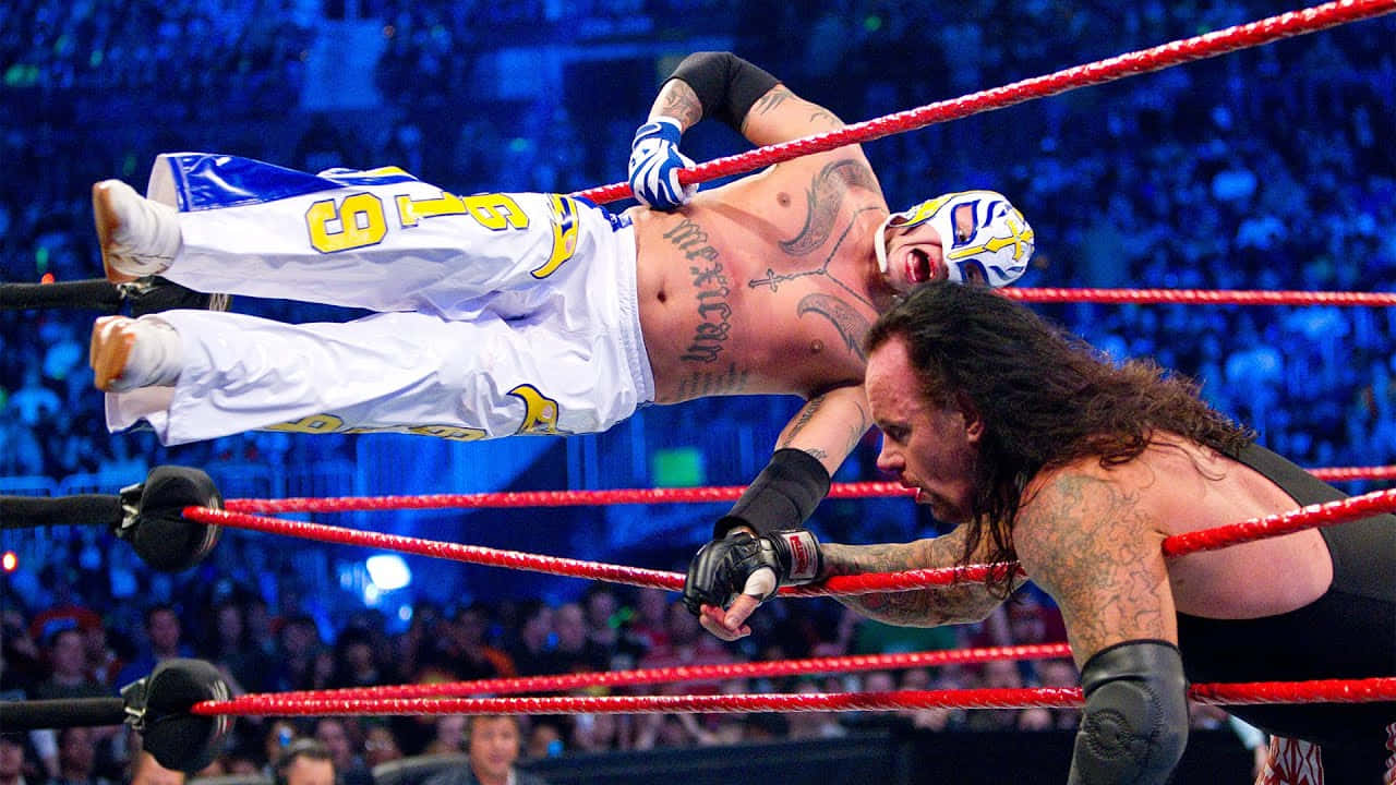 Rey Mysterio, 619 move, wrestling match, HD Desktop Wallpaper