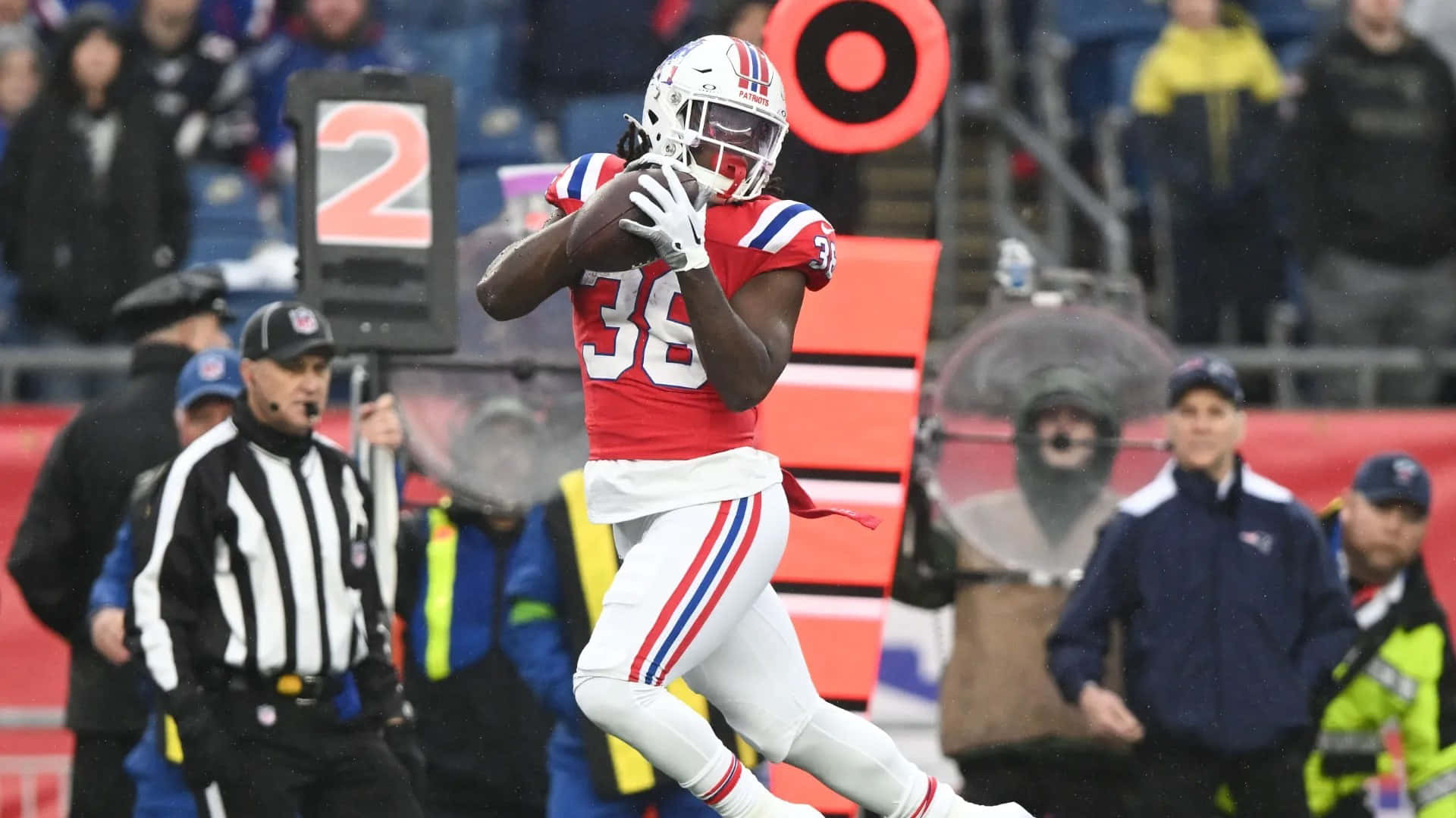 Rhamondre Stevenson, red and white uniform, football game, Full HD Desktop Wallpaper