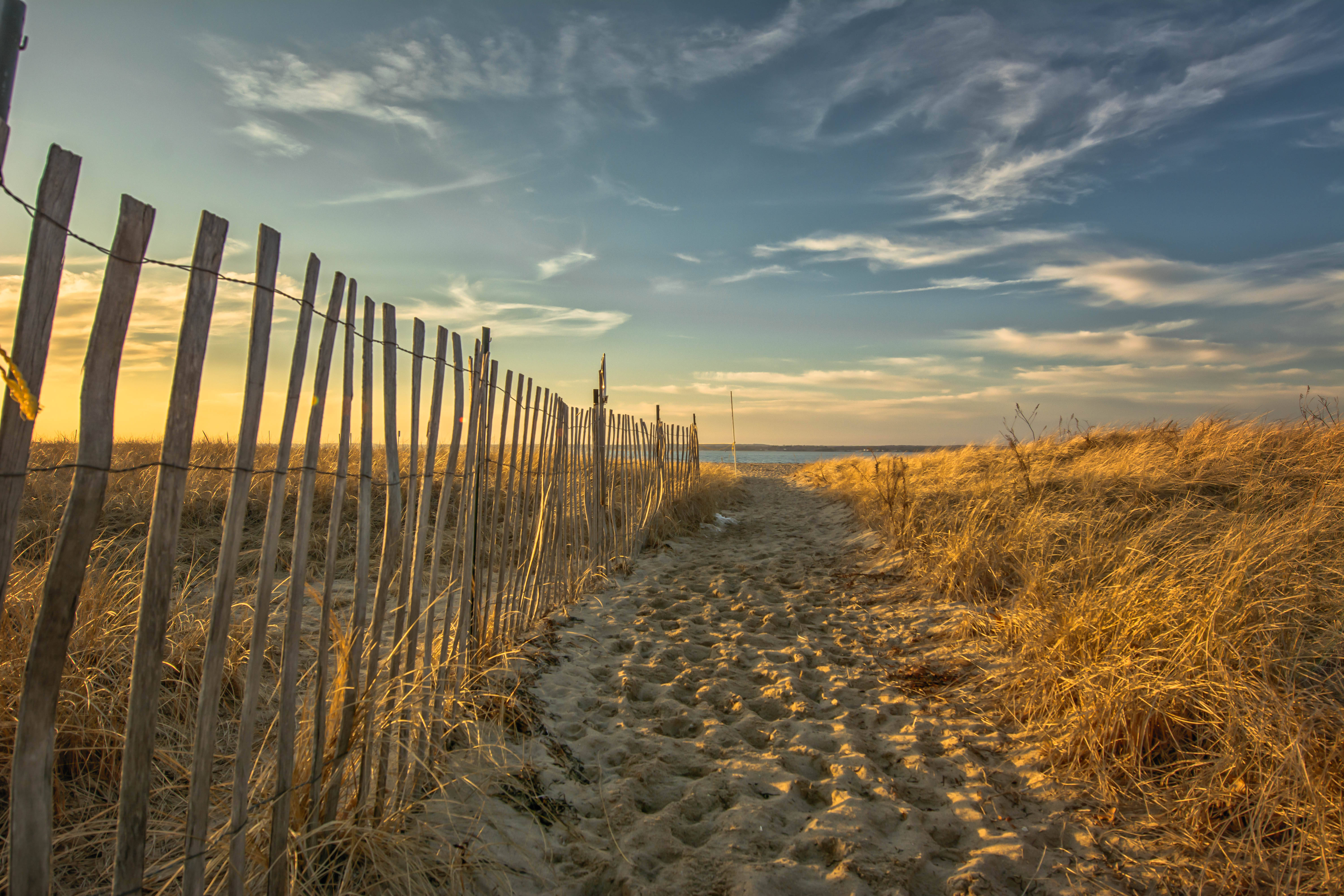Rhode Island, sandy path, weathered wooden fence, 5K Desktop Wallpaper