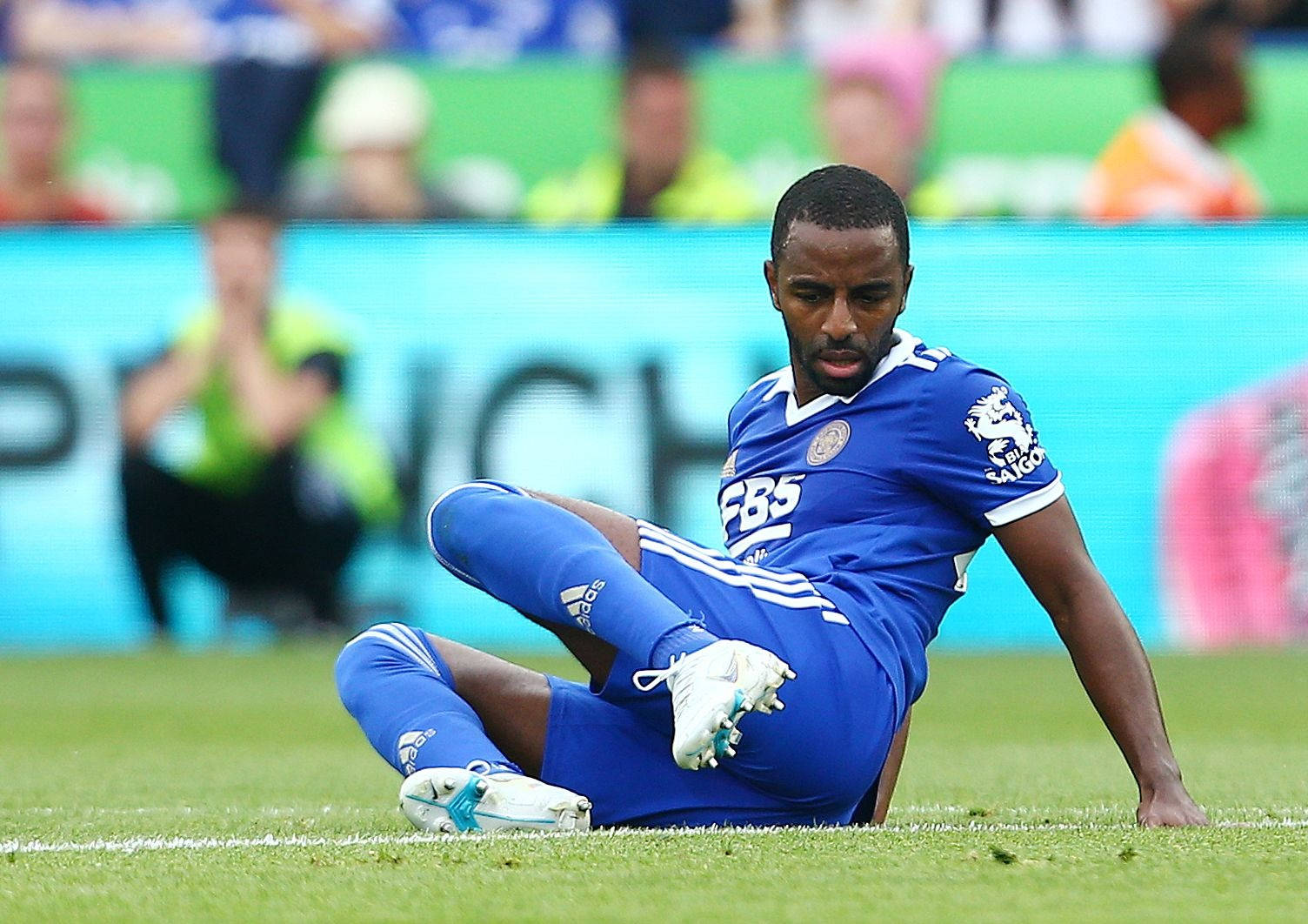 Ricardo Pereira, blue kit, grass, HD Desktop Wallpaper