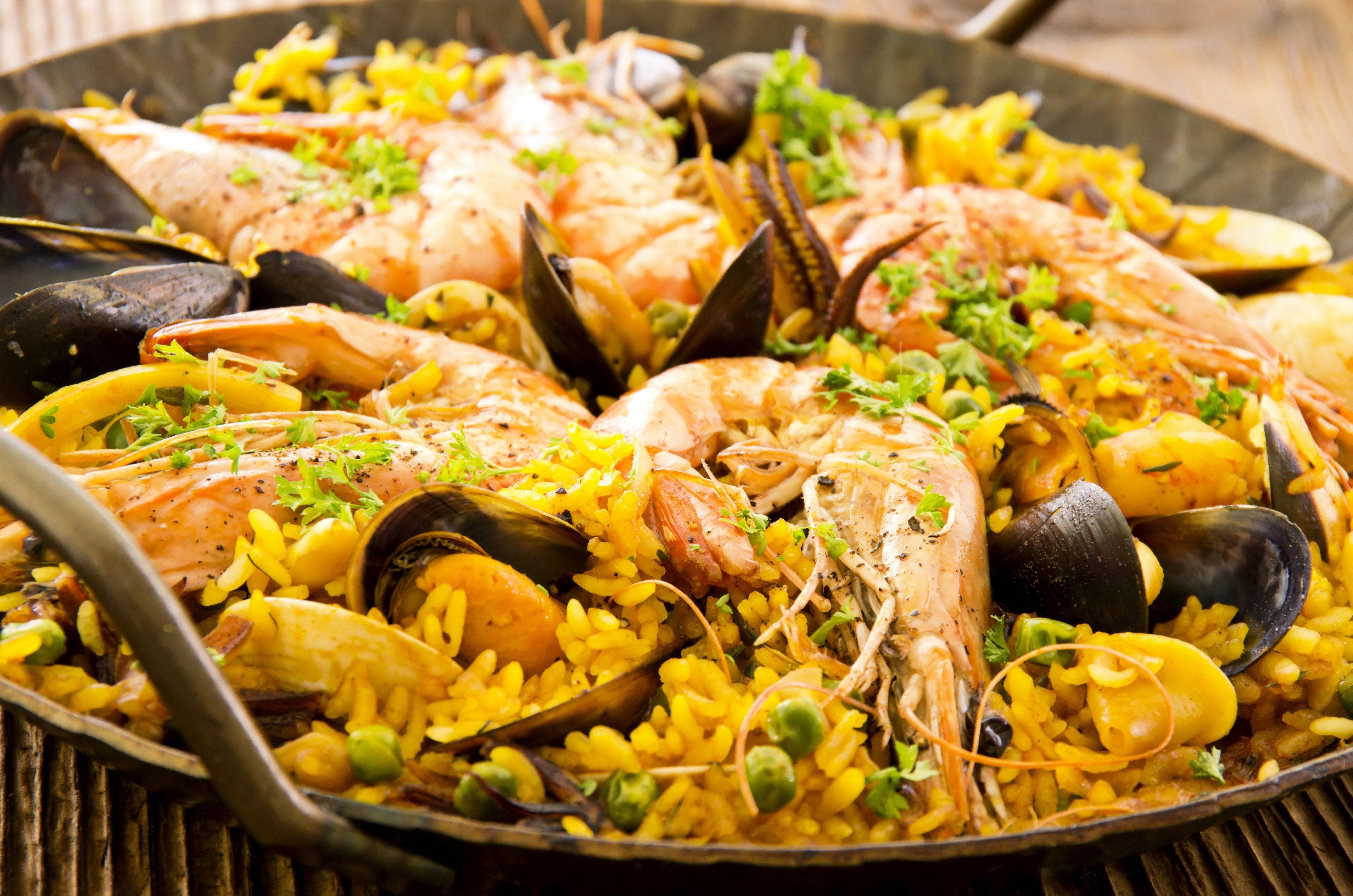 paella, shrimp, mussels, 4K Desktop Wallpaper