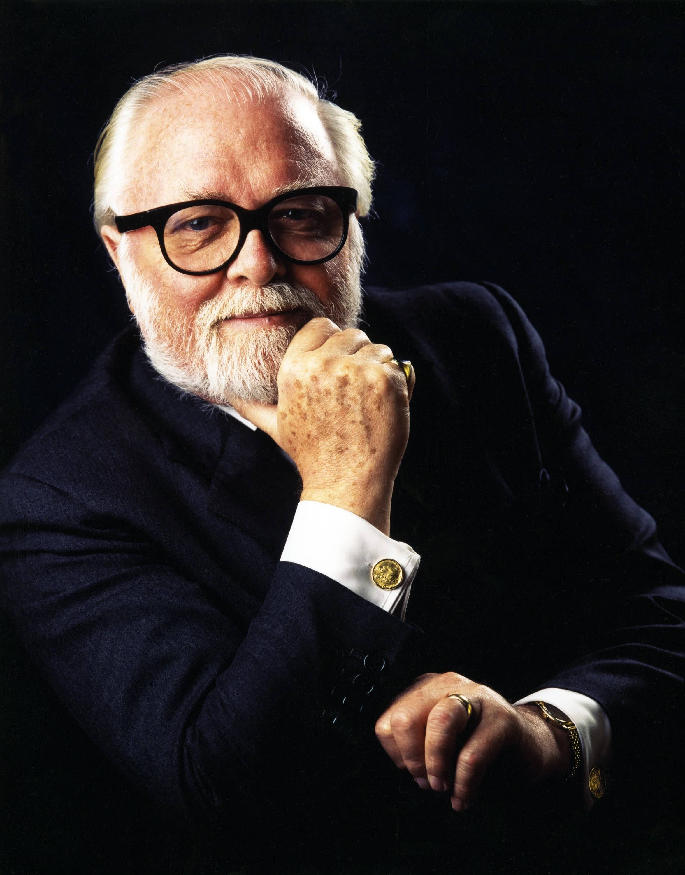 Richard Attenborough, white beard, black-rimmed glasses, 2K Phone Wallpaper
