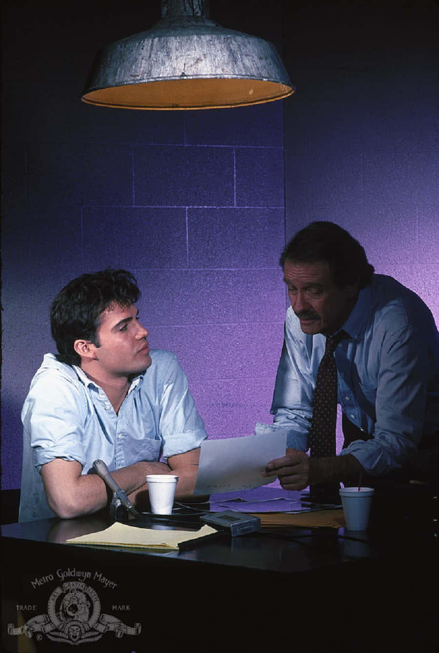 Richard Crenna, interrogation room, purple walls, HD Phone Wallpaper
