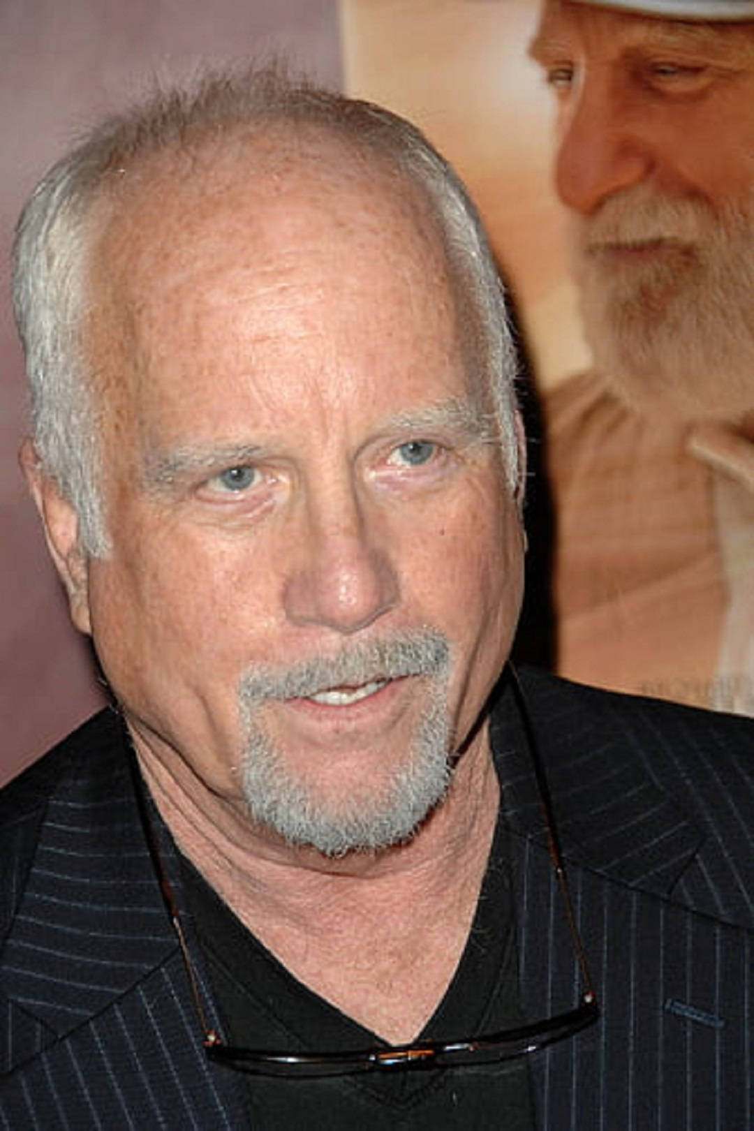 Richard Dreyfuss, pinstripe suit, glasses, HD Phone Wallpaper