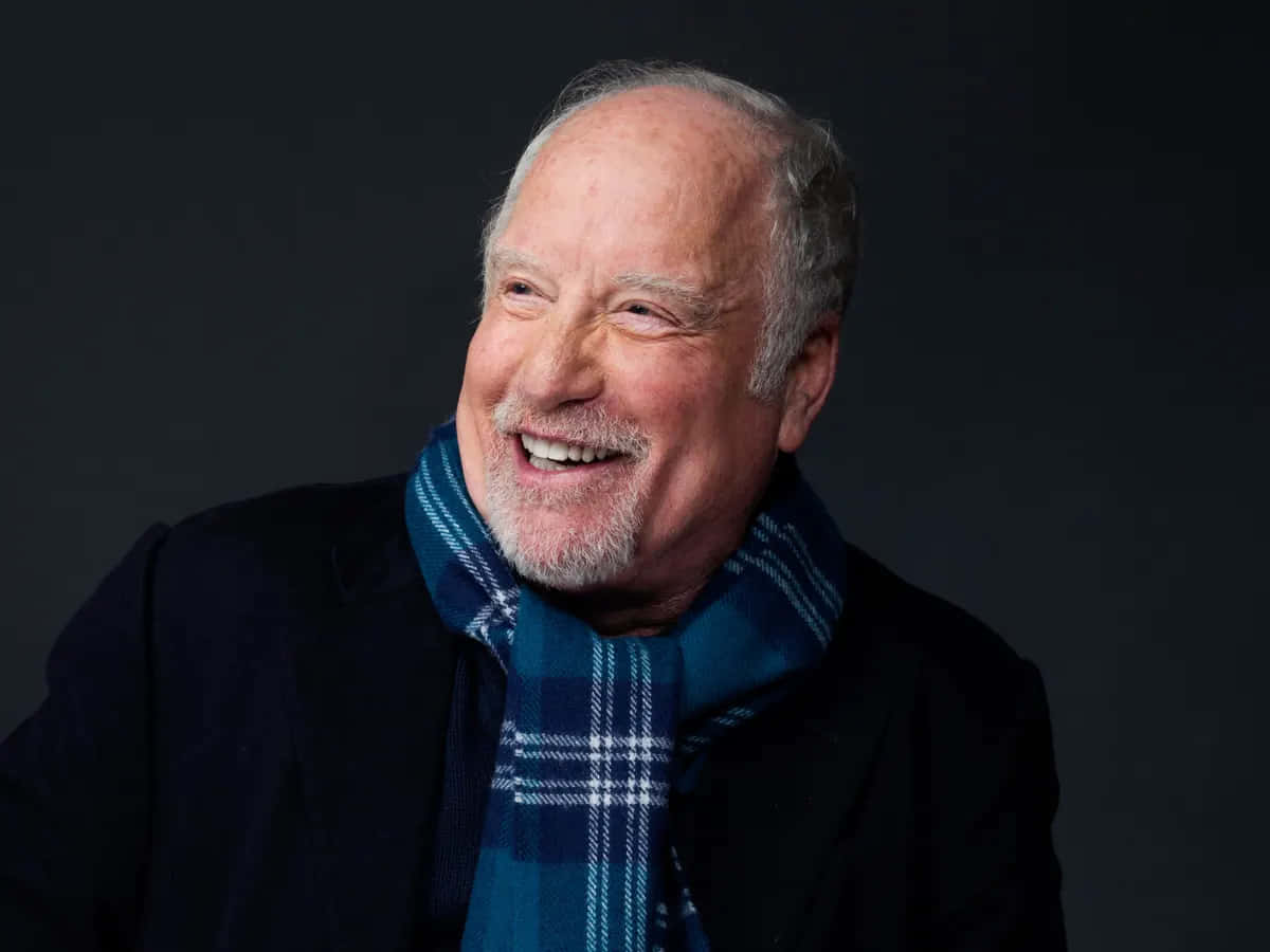 Richard Dreyfuss, blue plaid scarf, white beard, SD Desktop Wallpaper