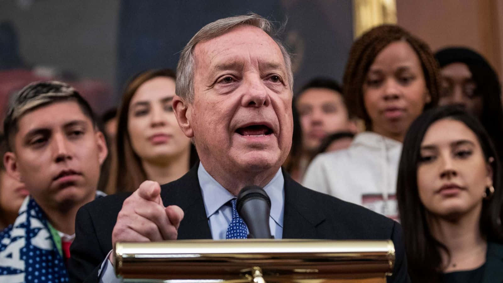 Richard Durbin, podium, microphone, HD Desktop Wallpaper