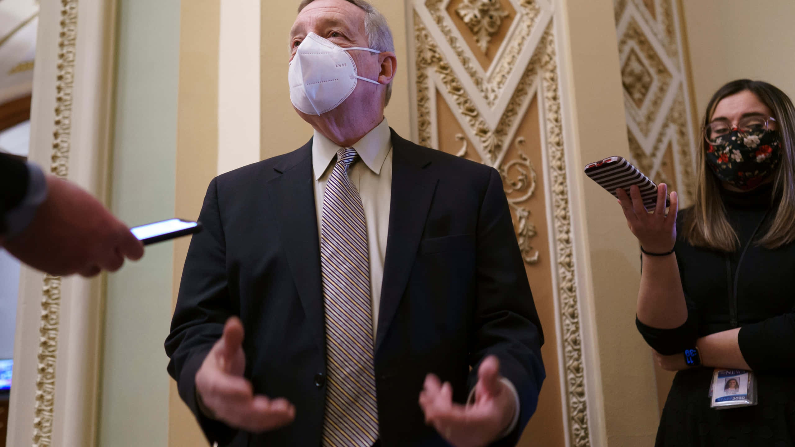 Richard Durbin, suit, face mask, 2K Desktop Wallpaper