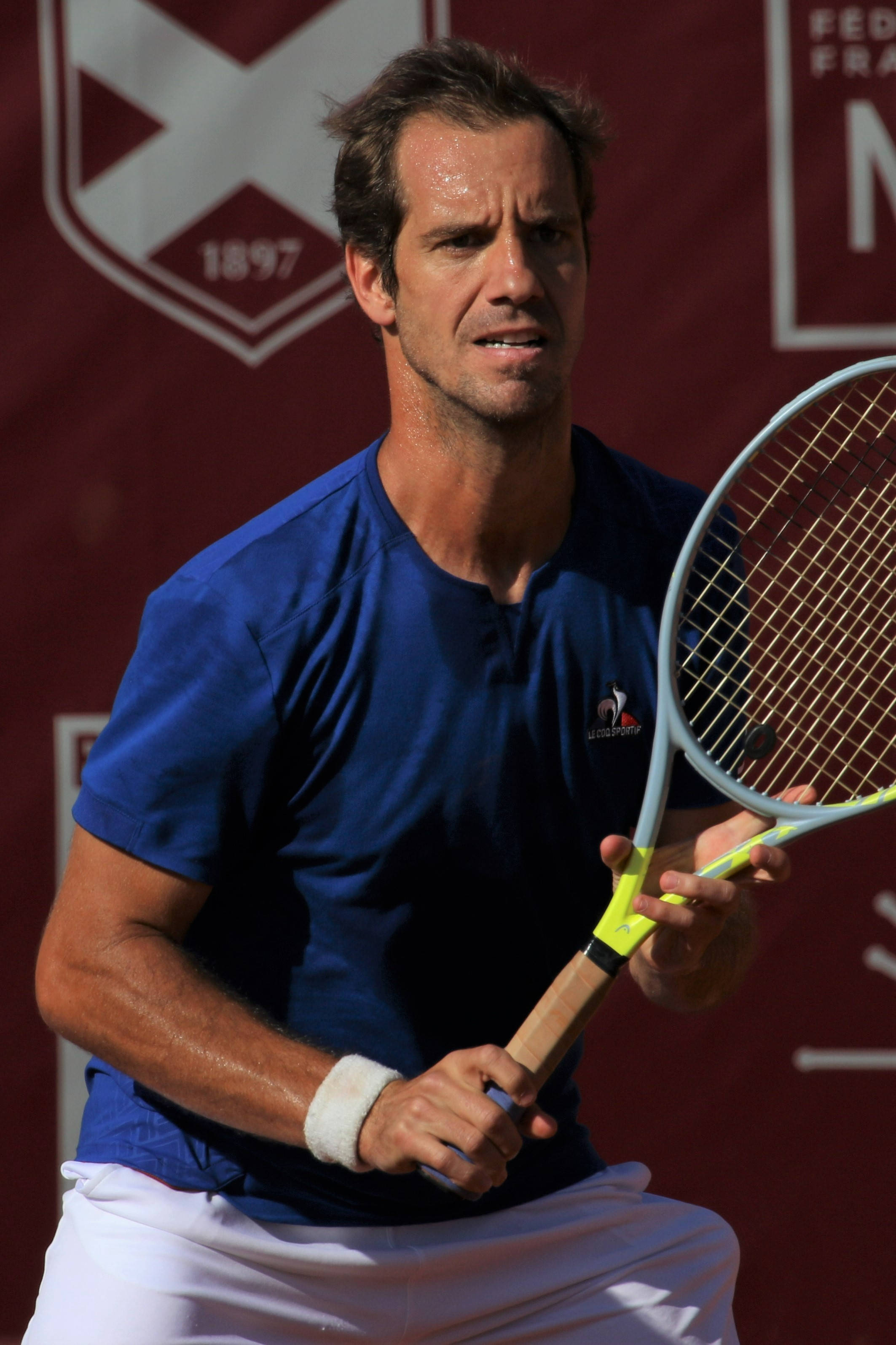Richard Gasquet, tennis ready position, blue shirt, 2K Phone Wallpaper
