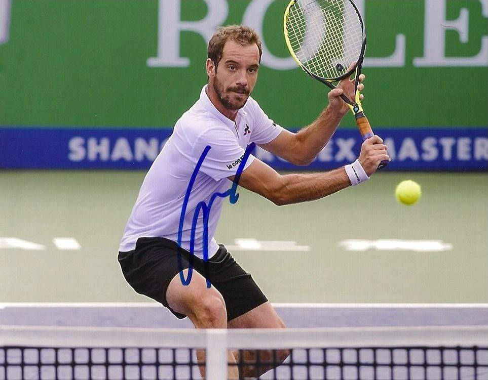 Richard Gasquet, white shirt, black shorts, SD Desktop Wallpaper