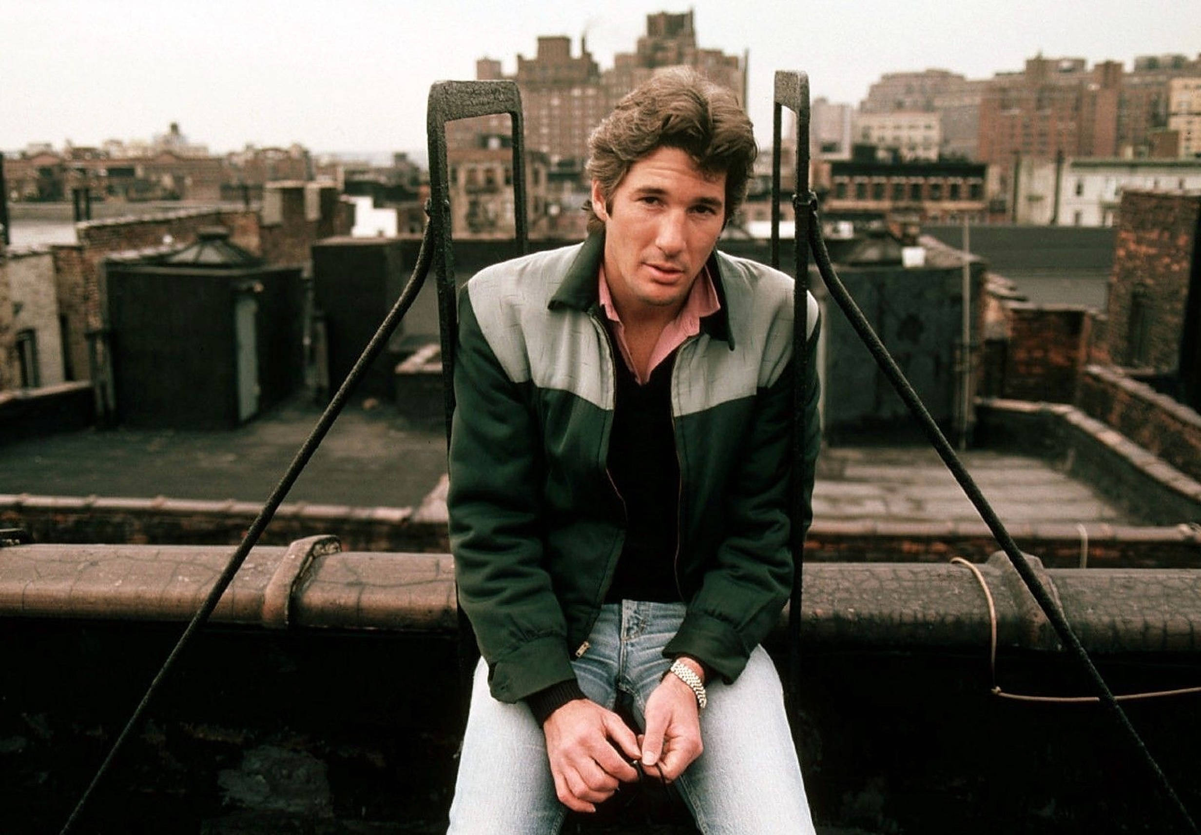 Richard Gere, urban rooftop, dense cityscape, Full HD Desktop Wallpaper