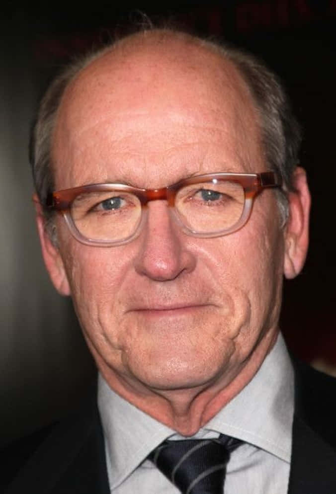 Richard Jenkins, suit and tie, glasses, SD Phone Wallpaper
