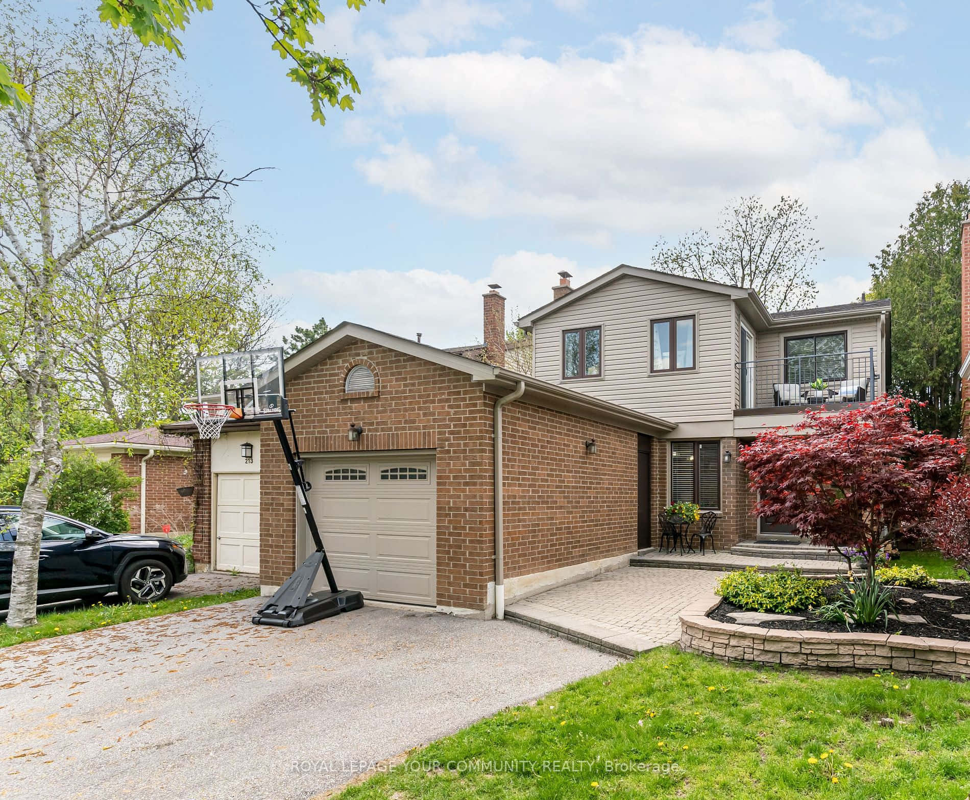 Richmond Hill, suburban home, brick and siding house, HD Desktop Wallpaper