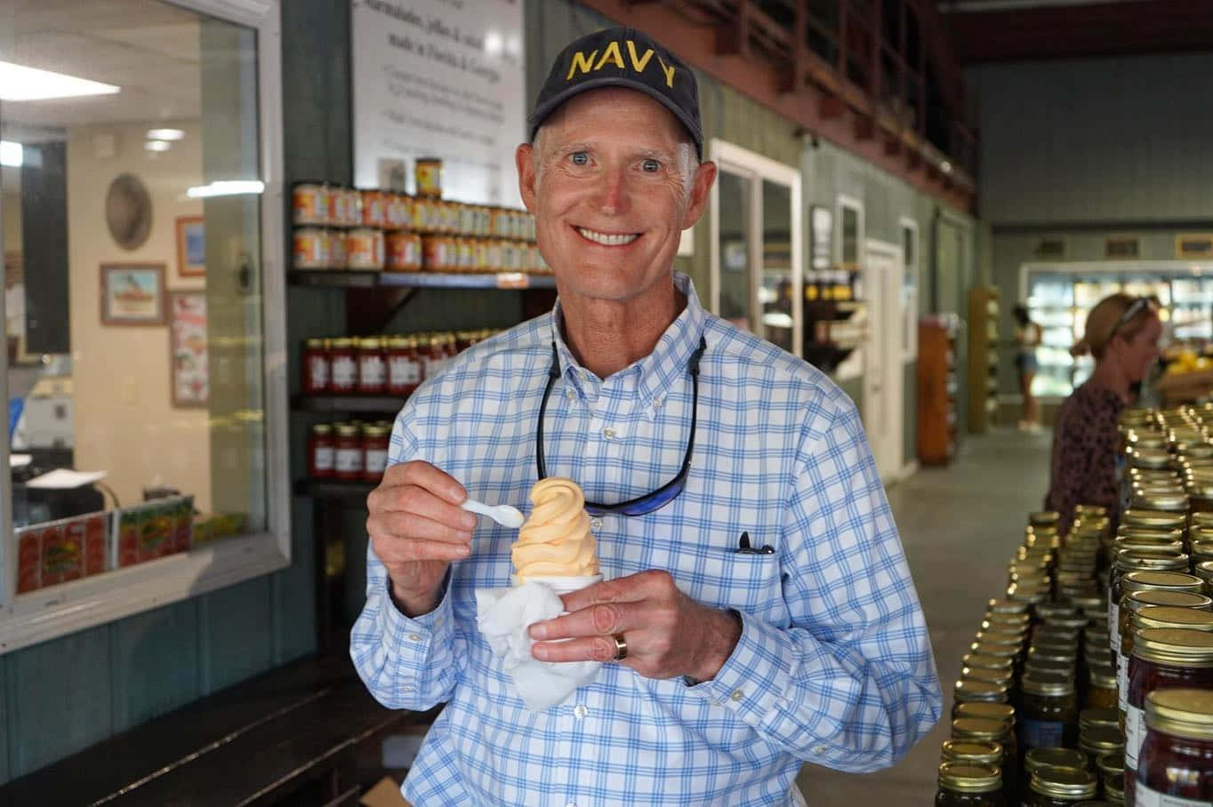 Rick Scott, navy cap, soft-serve ice cream cone, HD Desktop Wallpaper