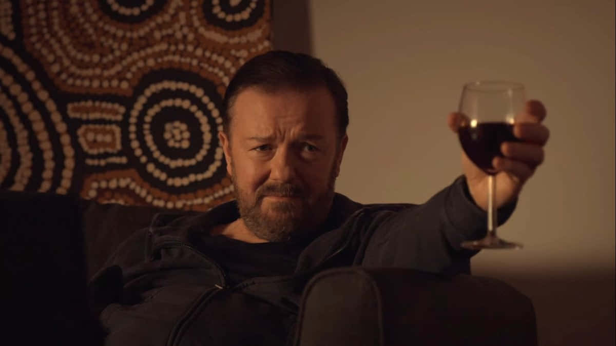 Ricky Gervais, beard, dimly lit room, SD Desktop Wallpaper