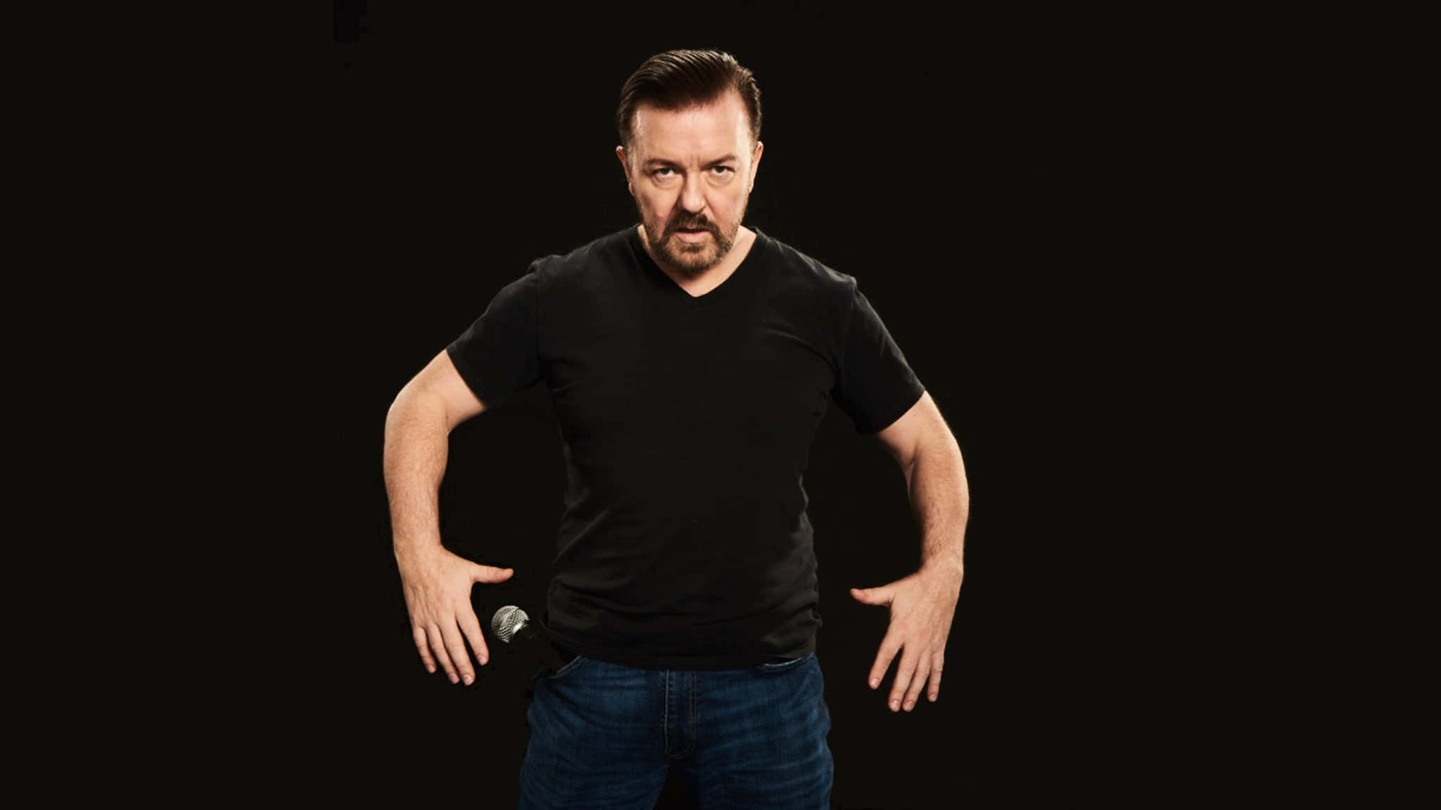 Ricky Gervais, black background, black t-shirt, Full HD Desktop Wallpaper