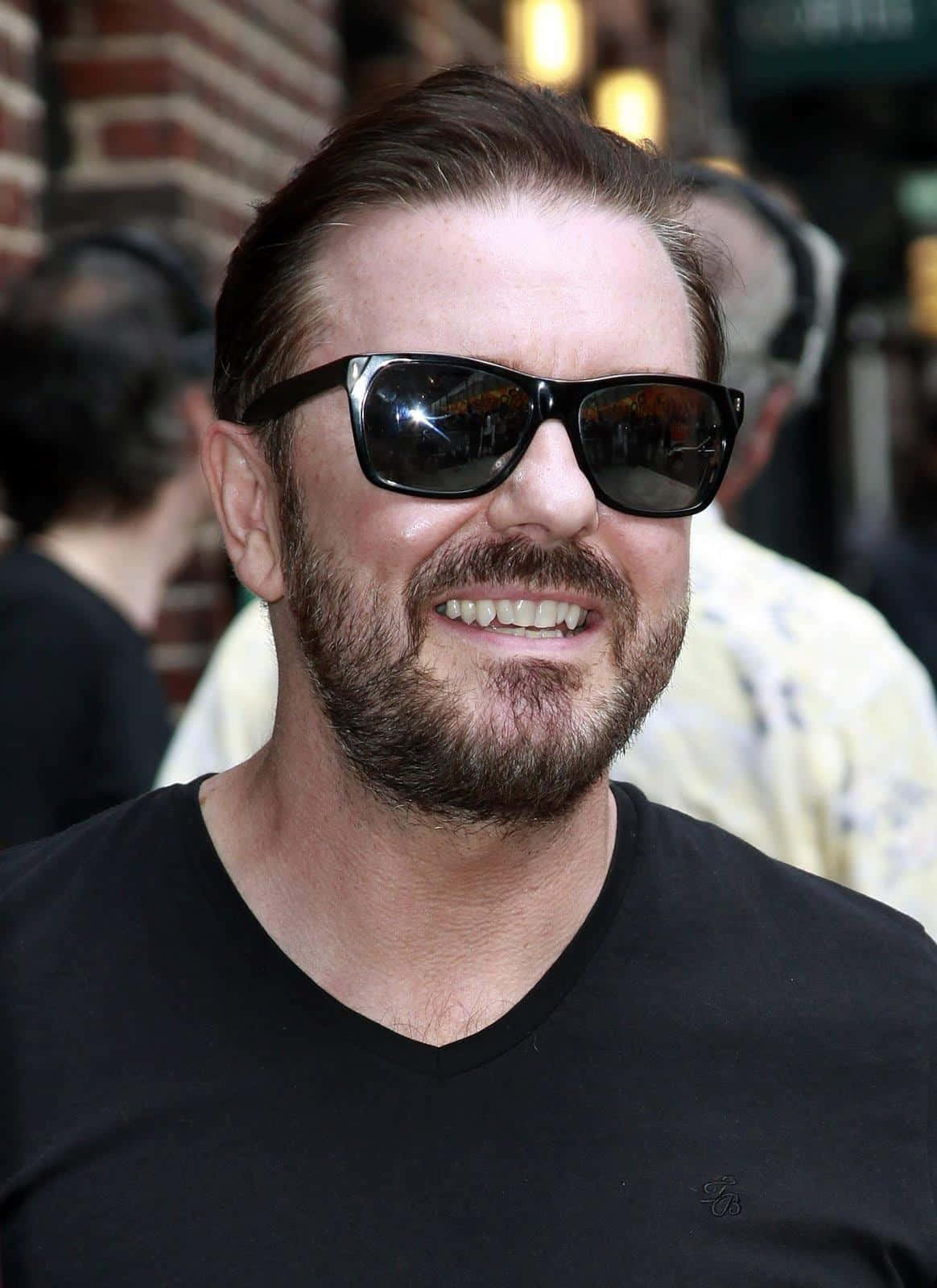 Ricky Gervais, beard, sunglasses, HD Phone Wallpaper