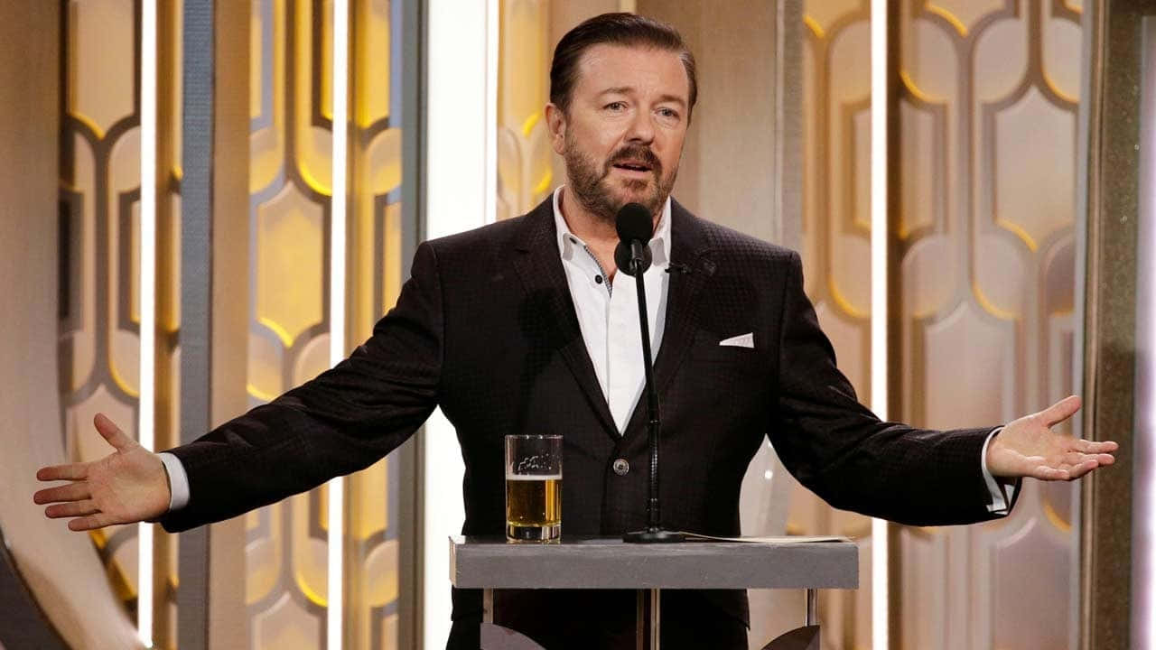 Ricky Gervais, dark suit, podium, HD Desktop Wallpaper