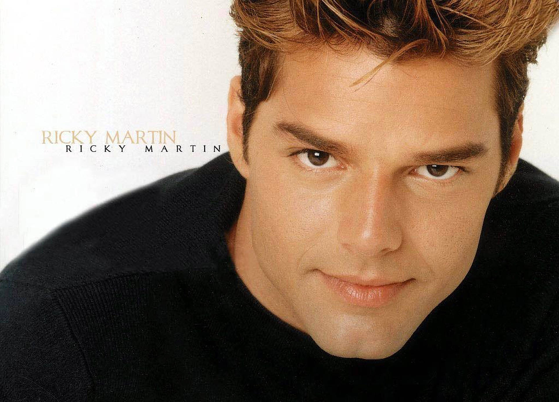 Ricky Martin, styled hair, intense gaze, Full HD Desktop Wallpaper