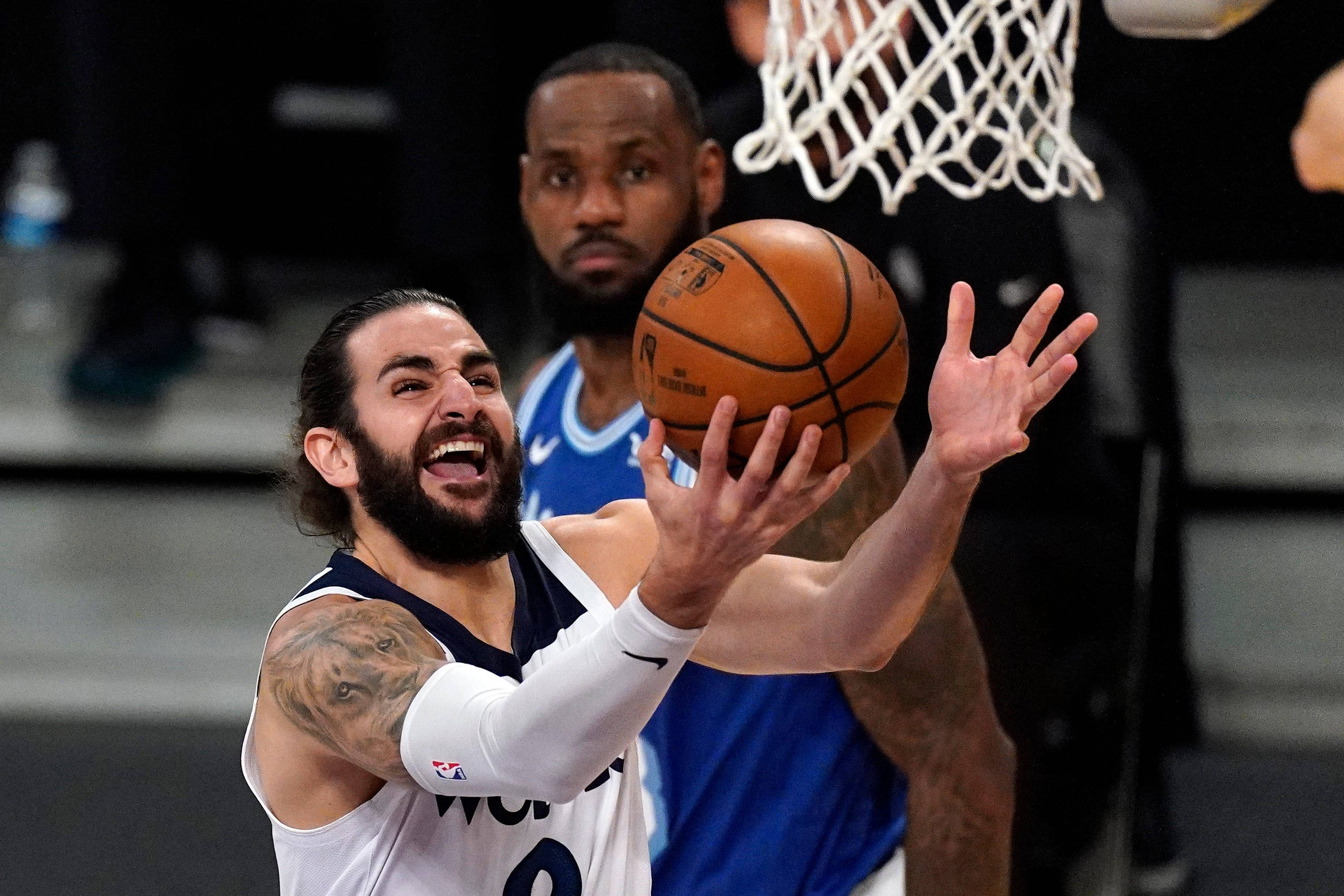 Ricky Rubio, layup shot, beard, 2K Desktop Wallpaper