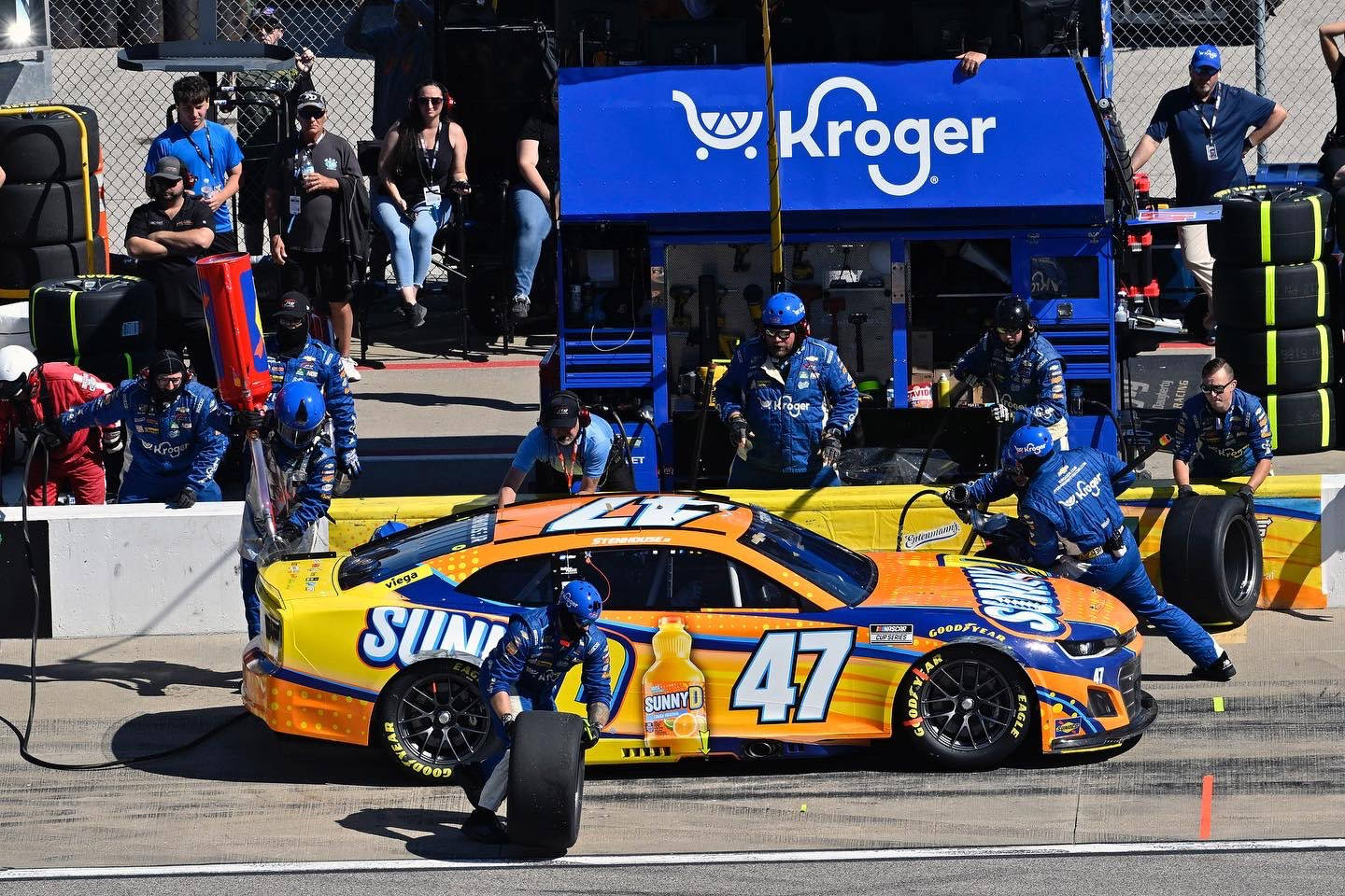 Ricky Stenhouse Jr, number 47, NASCAR race car, HD Desktop Wallpaper
