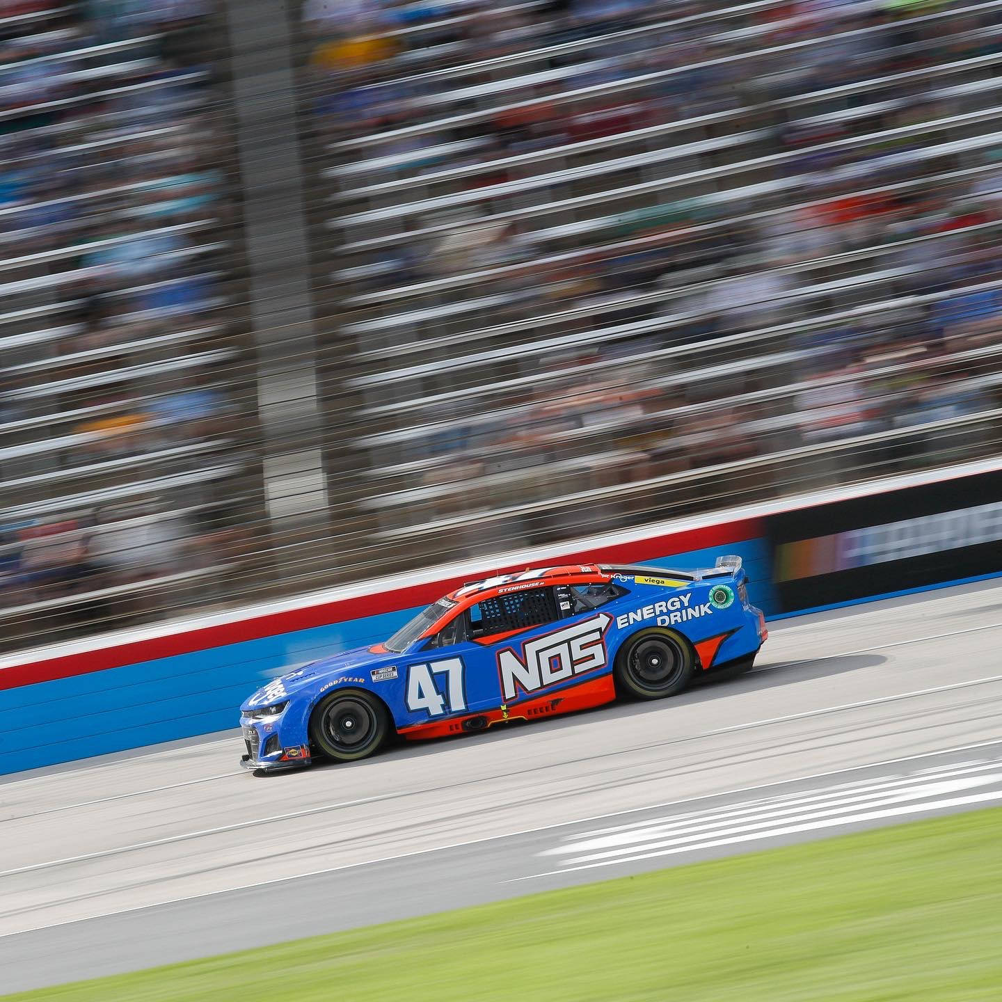 Ricky Stenhouse Jr, NASCAR race car, blue and orange, HD Desktop Wallpaper