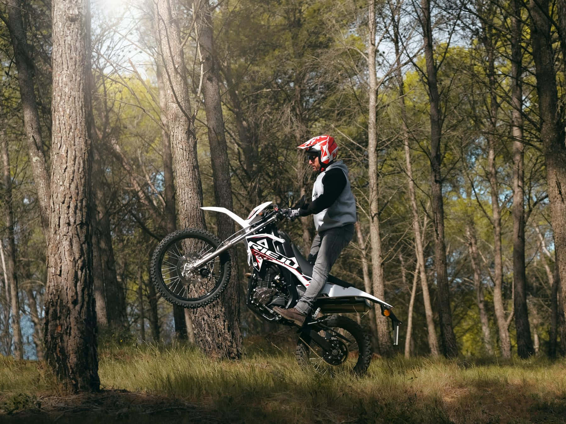 Rieju, white dirt bike, red helmet, HD Desktop Wallpaper