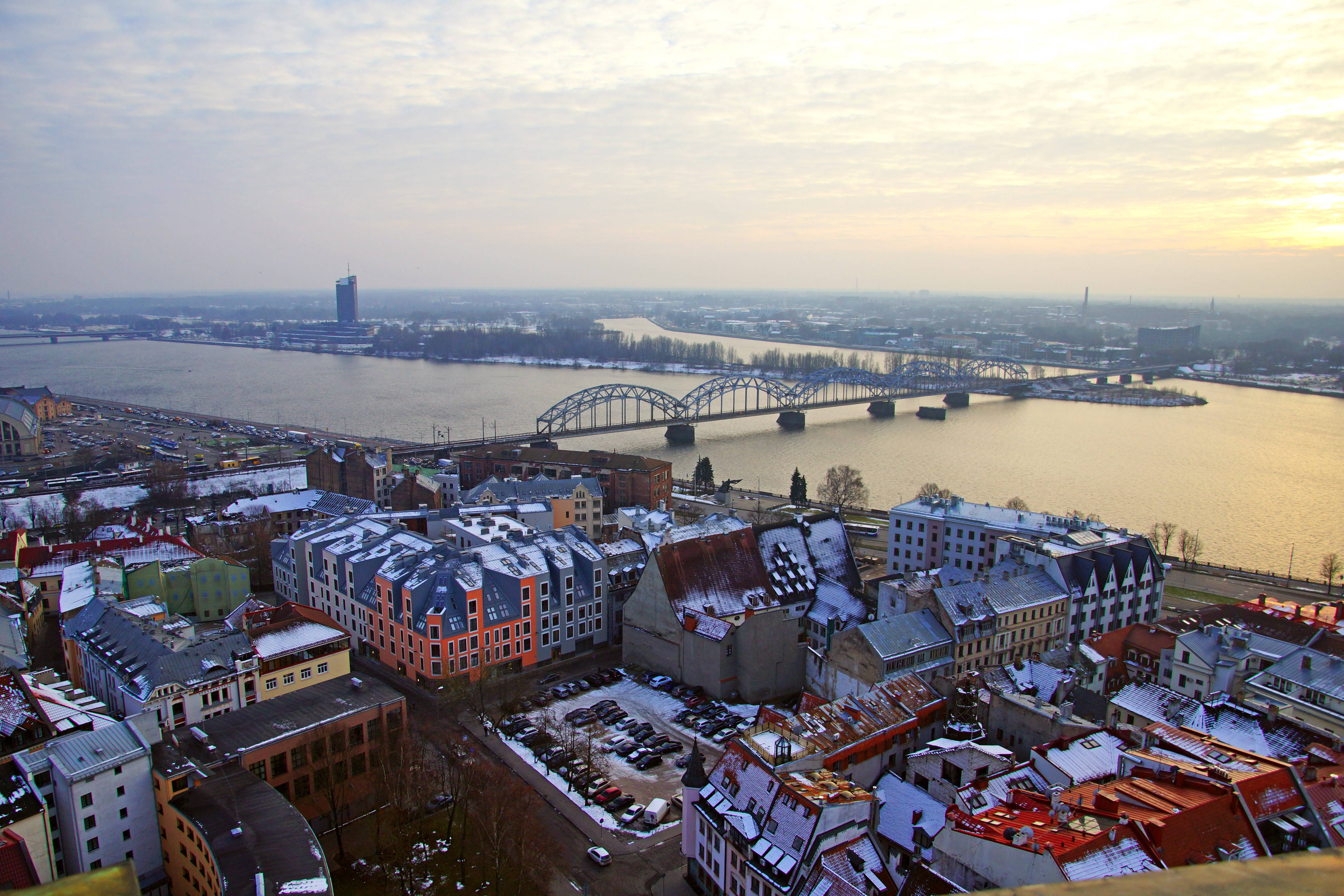 Riga, cityscape, snowy urban riverscape, 4K Desktop Wallpaper