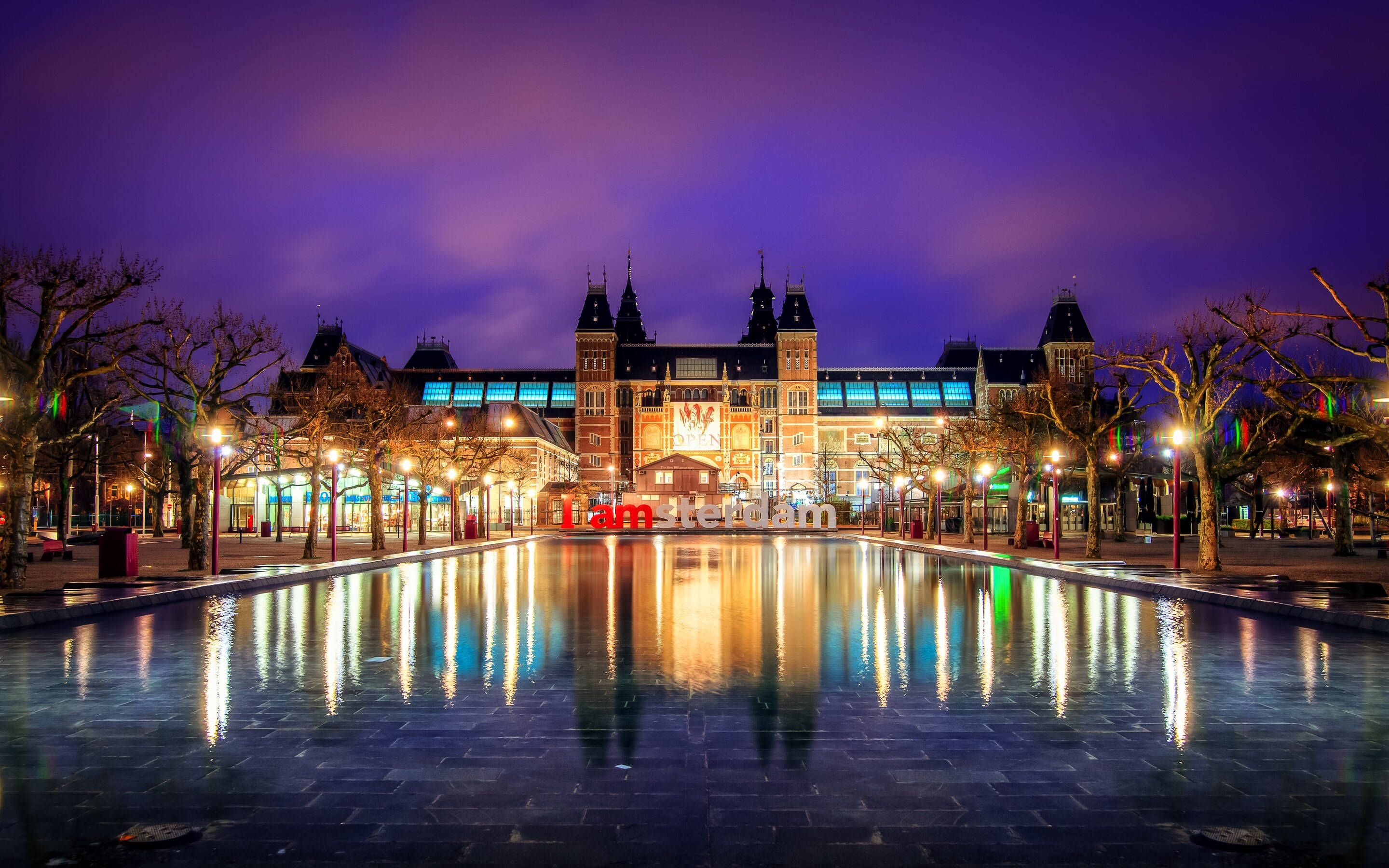 Rijksmuseum, night, calm water feature, 2K Desktop Wallpaper