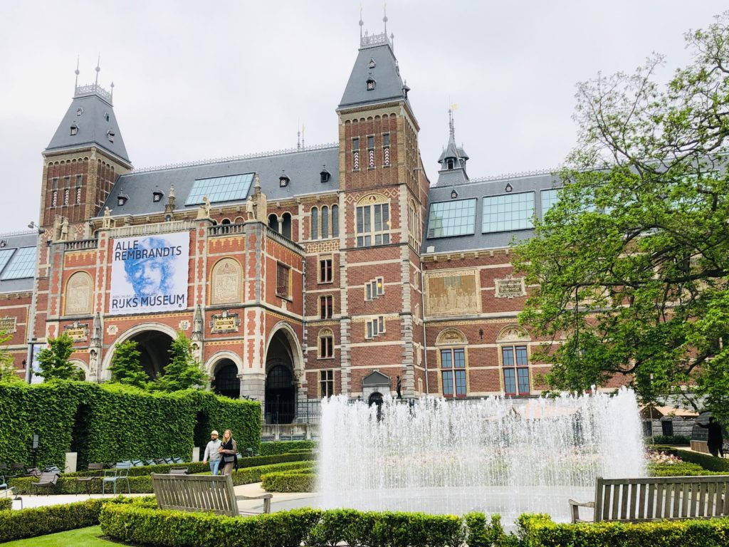 Rijksmuseum, fountain, red brick, SD Desktop Wallpaper
