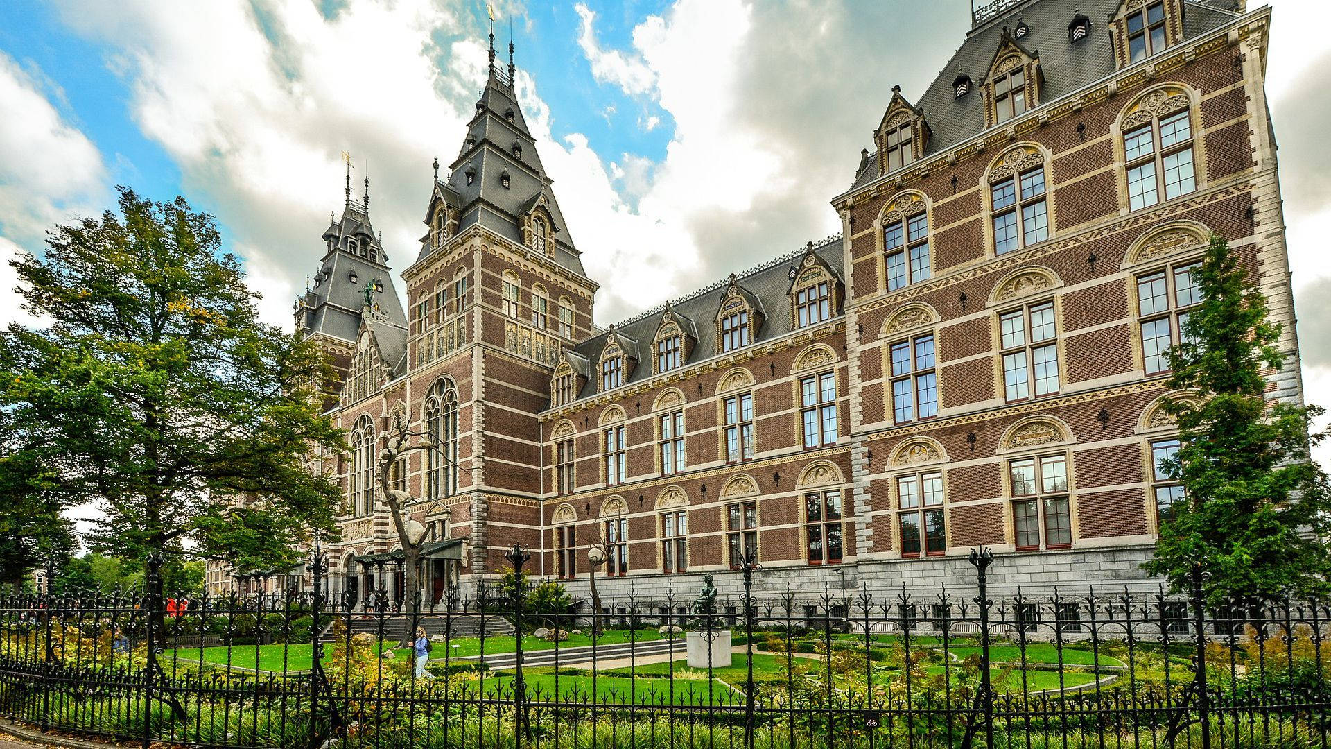 Rijksmuseum, garden outside Rijksmuseum, historic brick building, Full HD Desktop Wallpaper