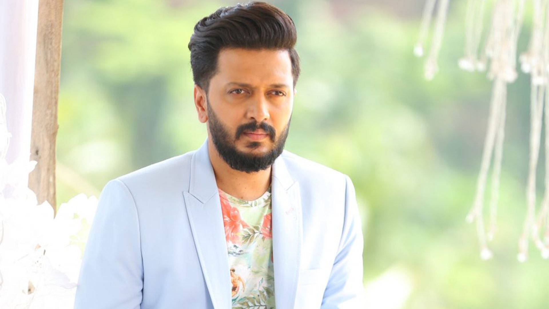Riteish Deshmukh, blue suit, light blue blazer, Full HD Desktop Wallpaper