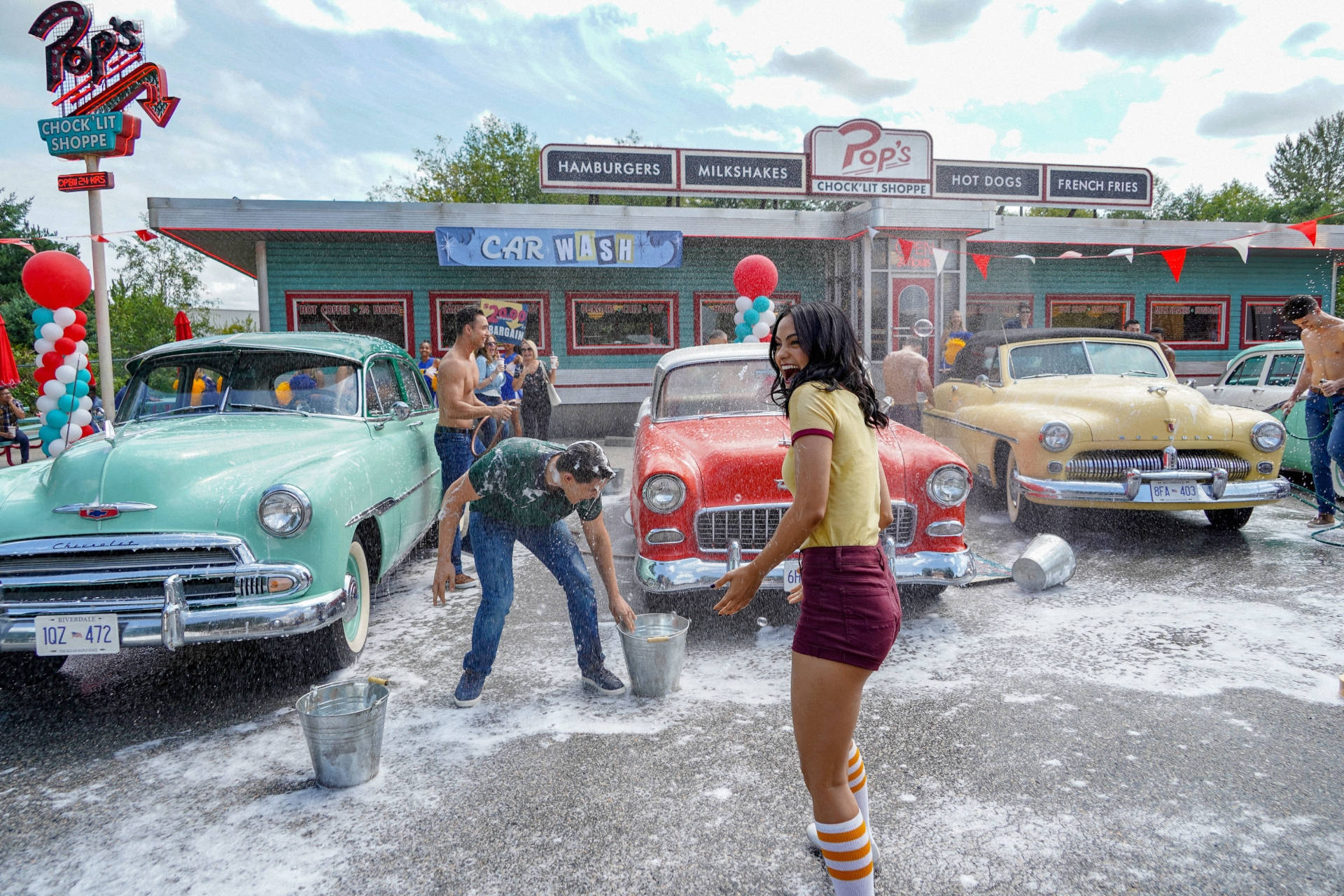 Riverdale, vintage cars, retro drive-in diner, Full HD Desktop Wallpaper