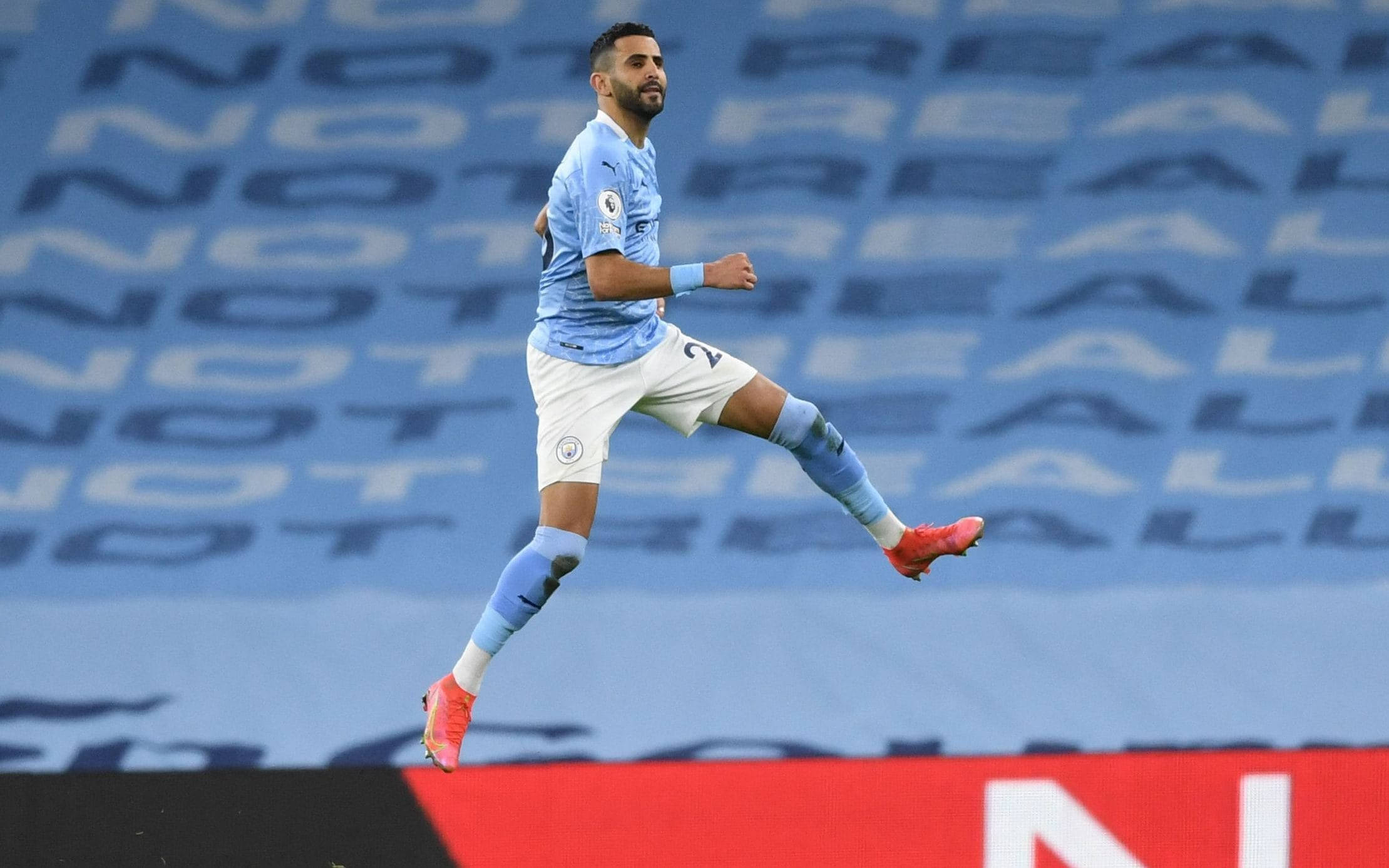 Riyad Mahrez, light blue jersey, red boots, Full HD Desktop Wallpaper