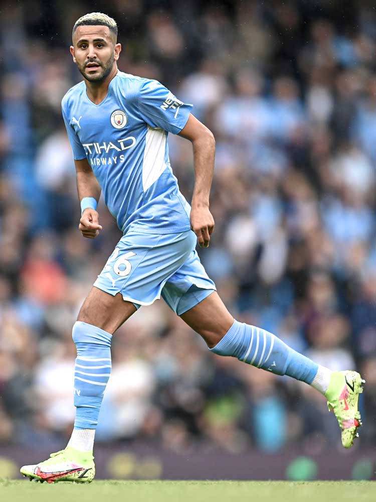 Riyad Mahrez, yellow cleats, light blue kit, SD Phone Wallpaper