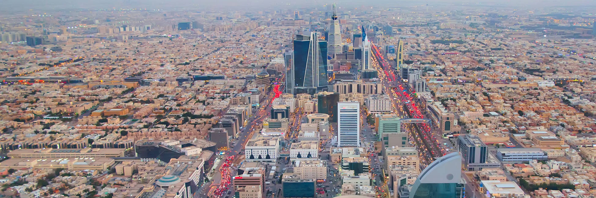 Riyadh, dusk, glowing traffic, Full HD Desktop Wallpaper