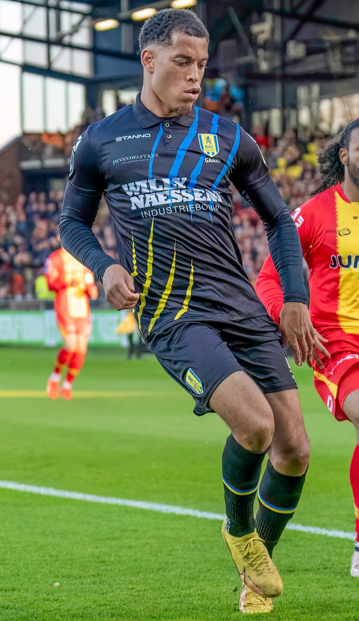 RKC Waalwijk, dark blue jersey, yellow accents, Full HD Phone Wallpaper