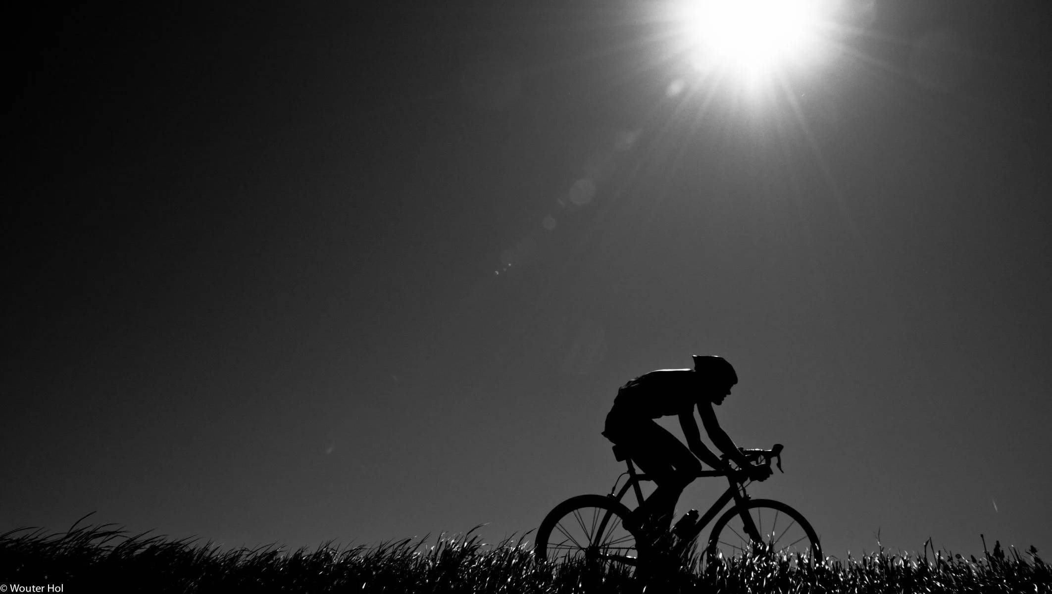 bright sunburst, grassy hill, black and white, Full HD Desktop Wallpaper