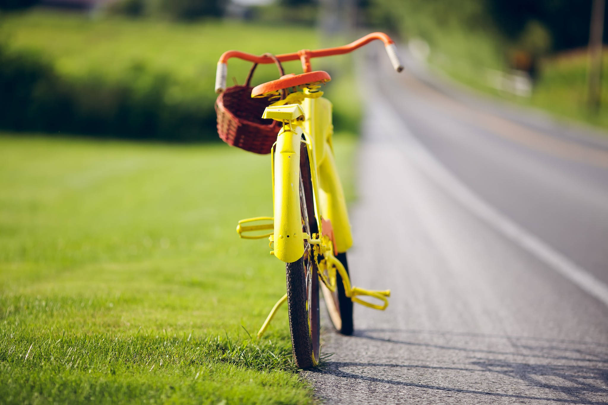 yellow orange road bike, bright yellow bicycle, orange handlebars, Full HD Desktop Wallpaper