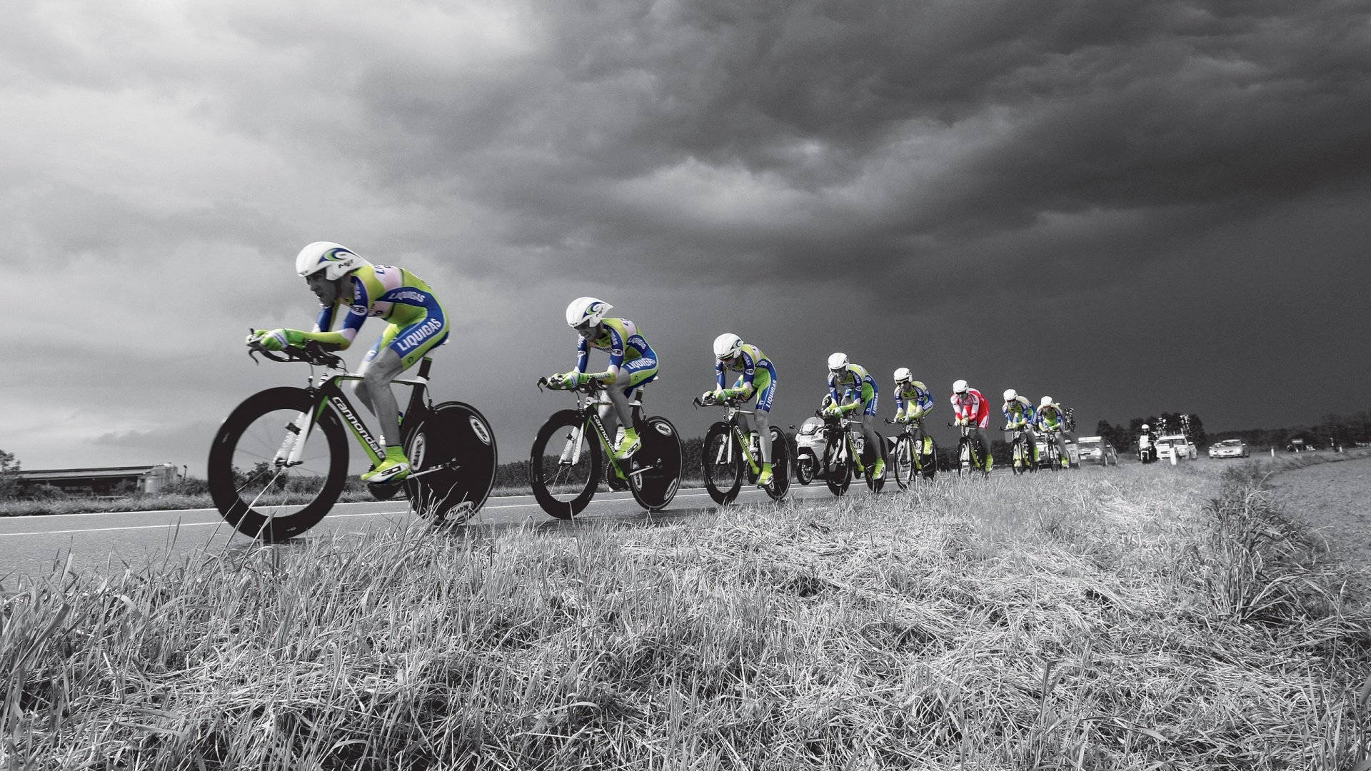 grayscale road bike, group marathon, aerodynamic gear, Full HD Desktop Wallpaper